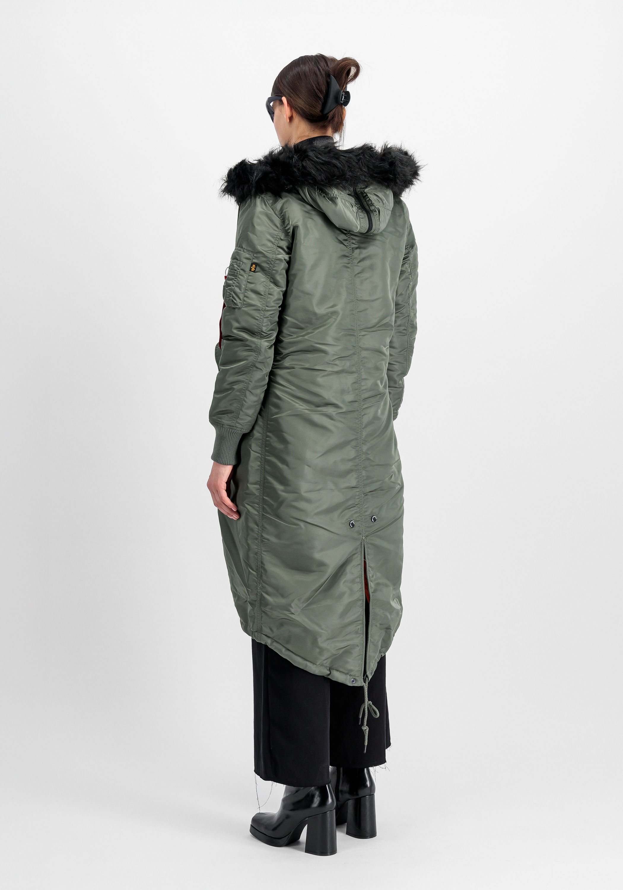 Alpha Industries Winterjacke »Alpha Industries Women - Cold Weather Jackets Long Fishtail W«