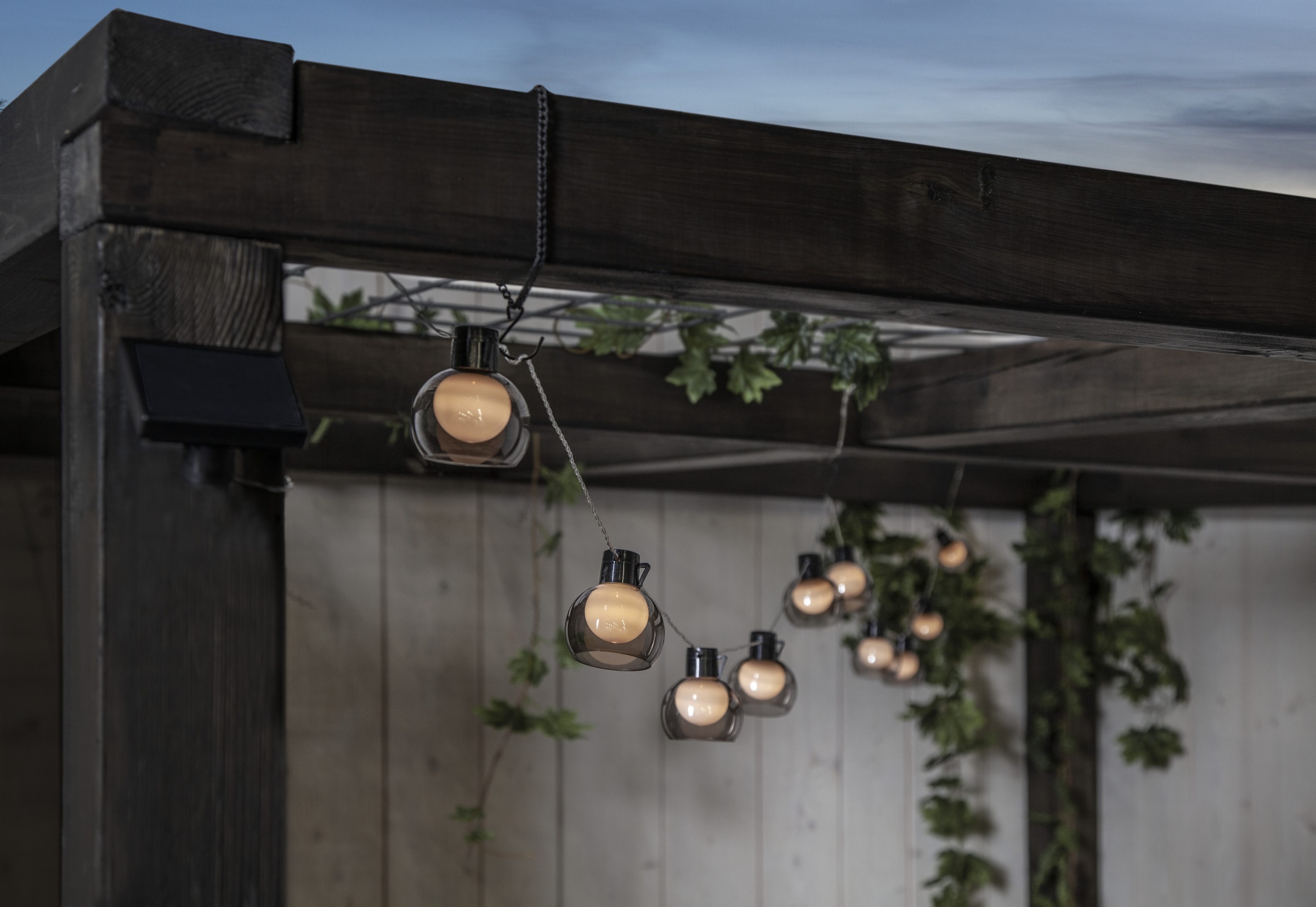 Parforce Traditional Hunting LED-Lichterkette »Smoky« 10 Stk.-flammig Ø 7 cm, ca. 2,7 m + 2 m Zuleitung, Kunststoff, Akku, outdoor