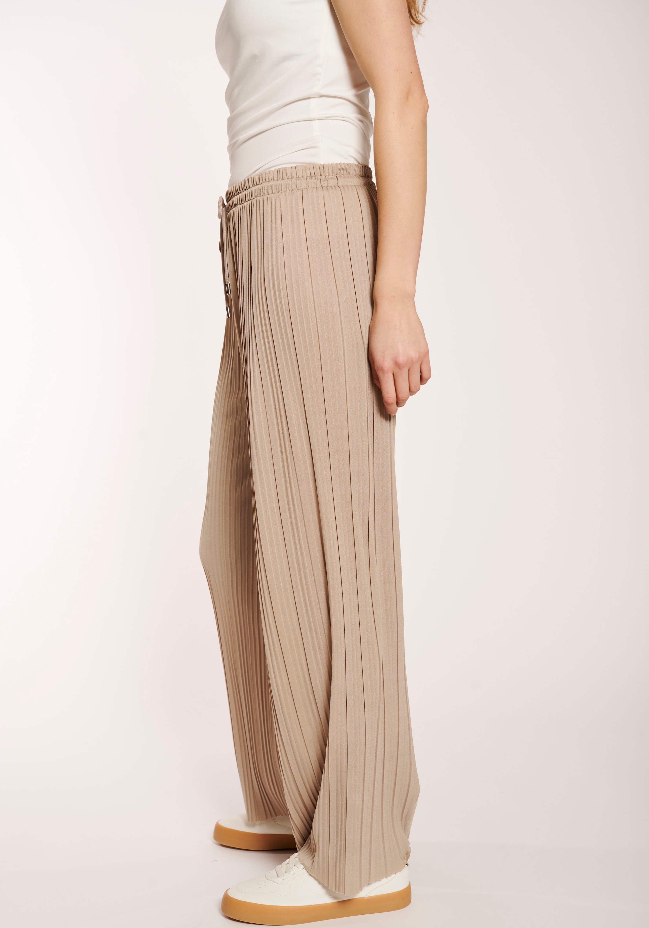 HaILY’S Schlupfhose »LG P TR Fa44biola«, mit Plisseefalten