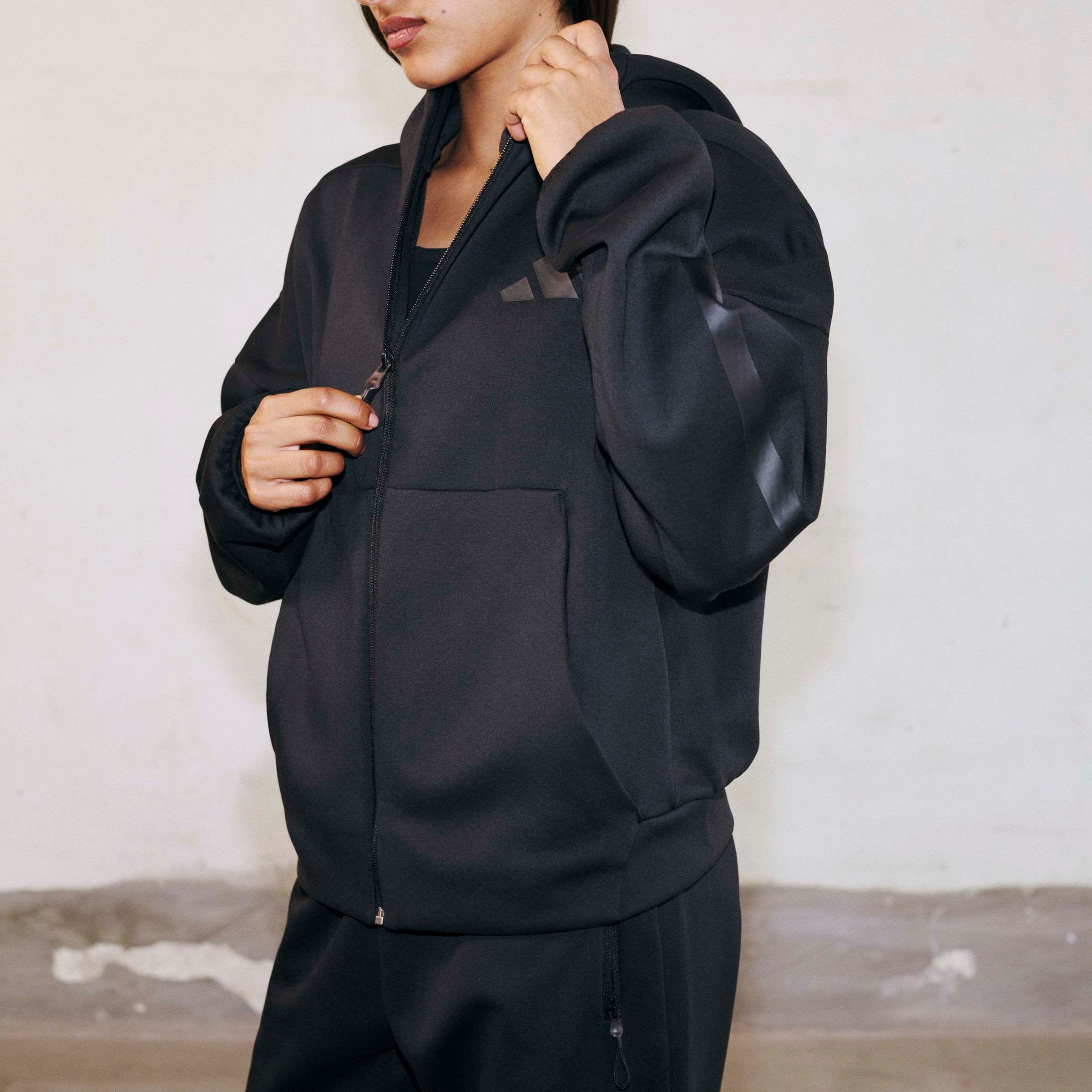 adidas Sportswear Kapuzensweatshirt »W Z.N.E. FZ«