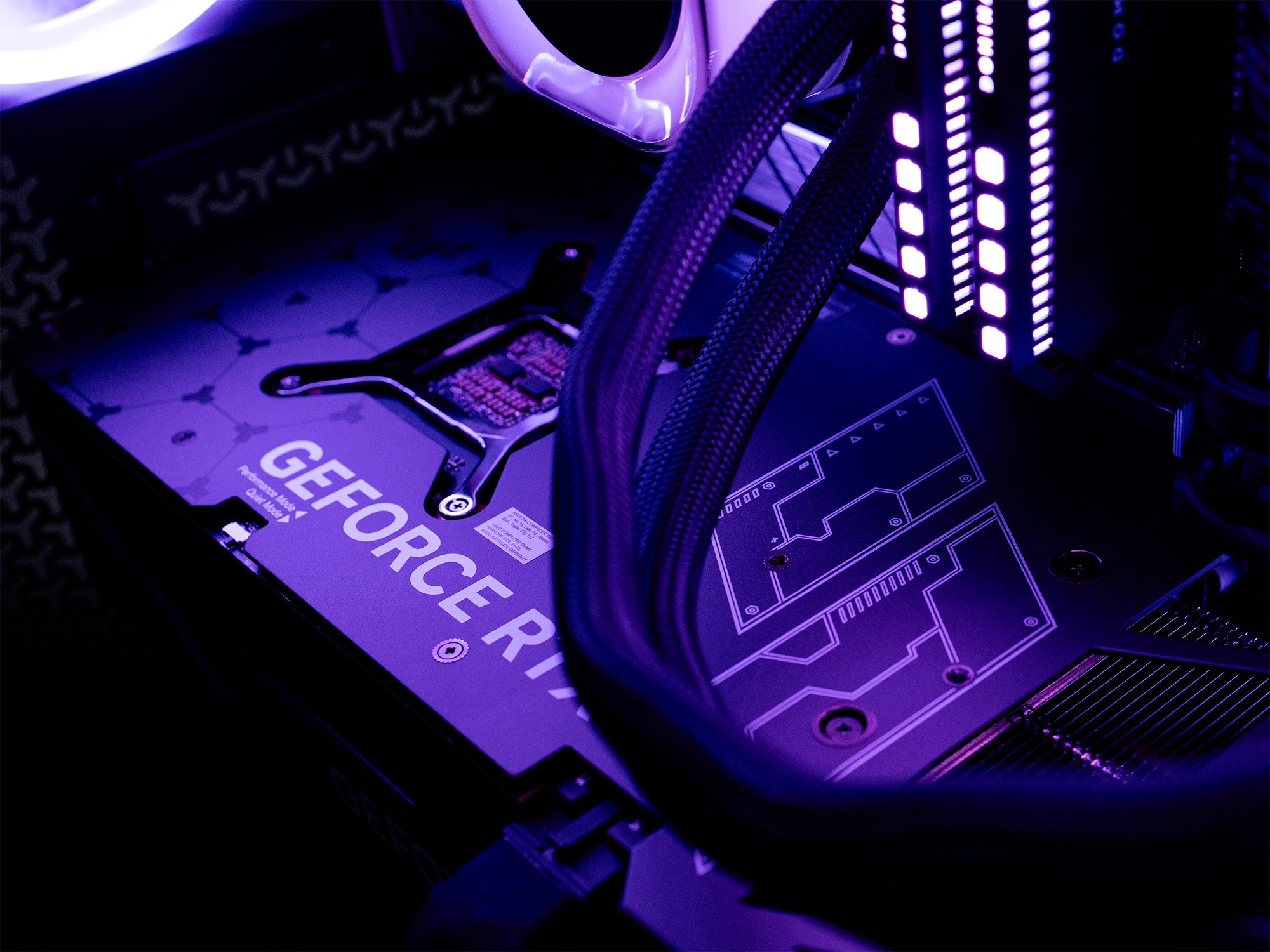 Joule Performance Gaming-PC »High End Gaming PC RTX5070TI R7X3D 32GB 3TB L1134856«, Wasserkühlung
