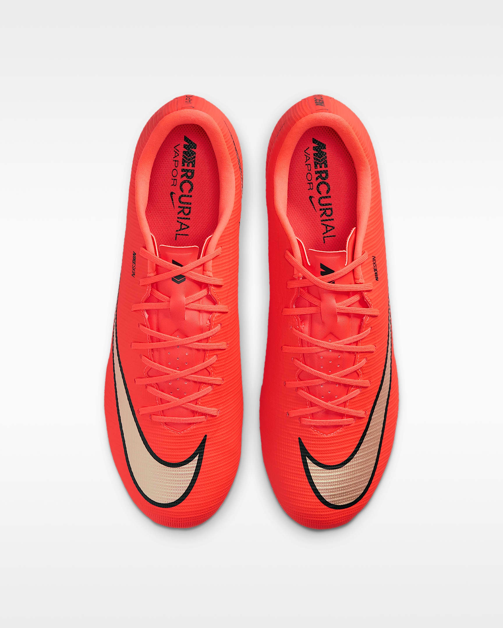 Nike Fußballschuh »Mercurial Vapor 17 Academy MG«  für Rasen und Kunstrasen neuer Generation speziell feste Böden