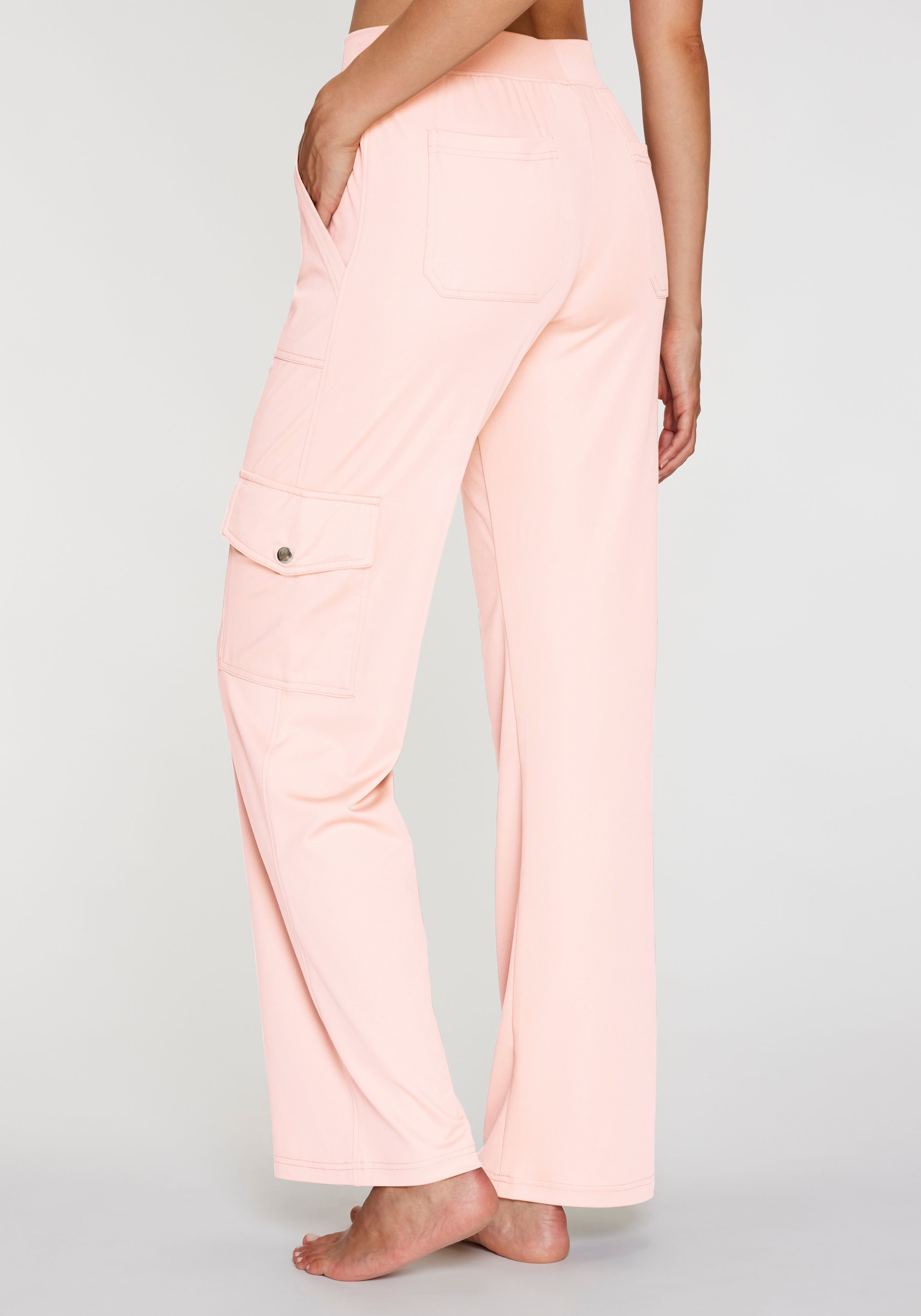 H.I.S Cargohose  mit 6 praktischen Taschen, Loungewear