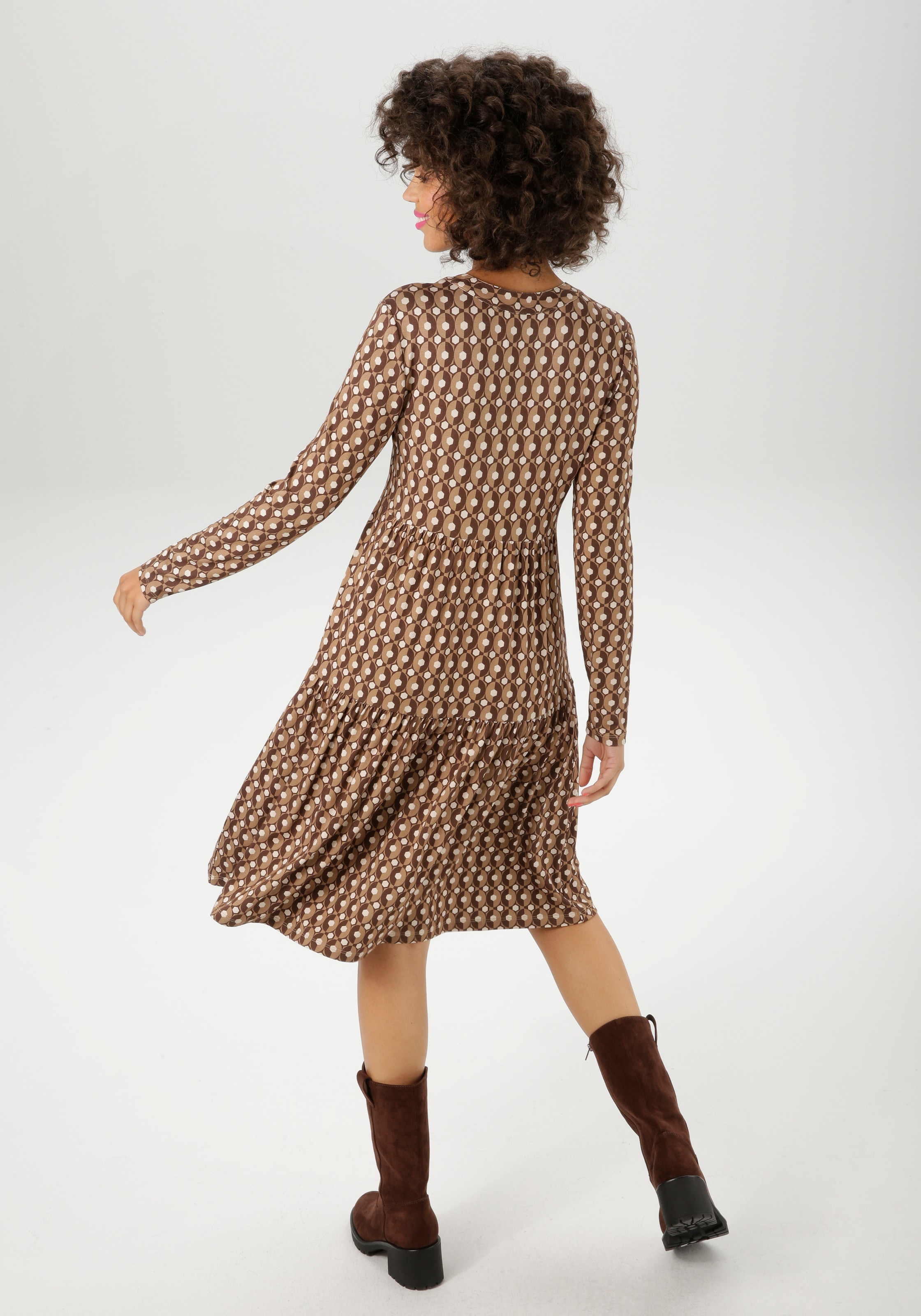 Aniston CASUAL Jerseykleid, mit farbharmonischem Retro-Muster - NEUE KOLLEKTION