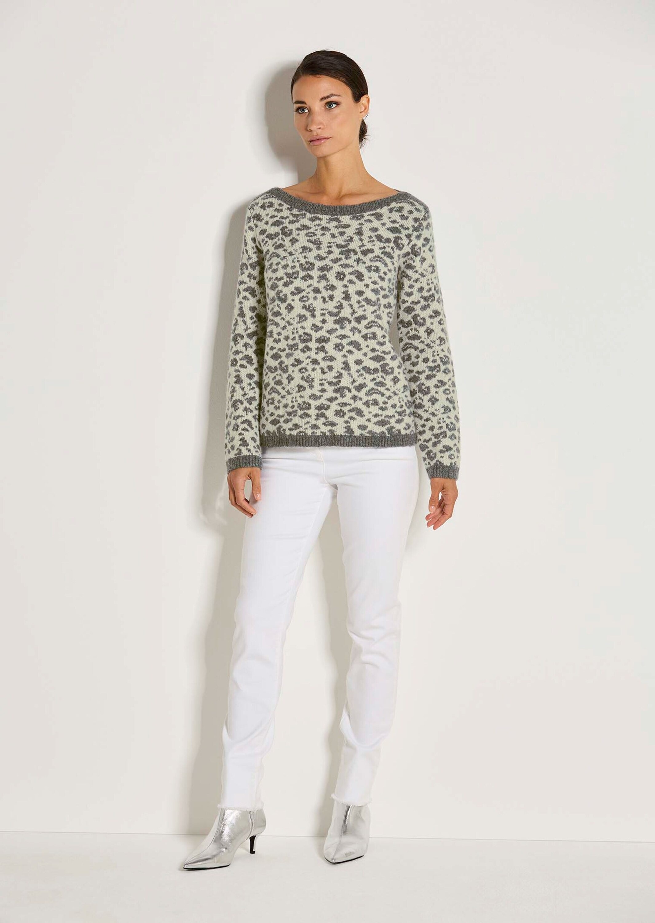 MADELEINE Longpullover »Pullover Eleganter Strick mit U-Boot-Ausschnitt« Animl Dessin