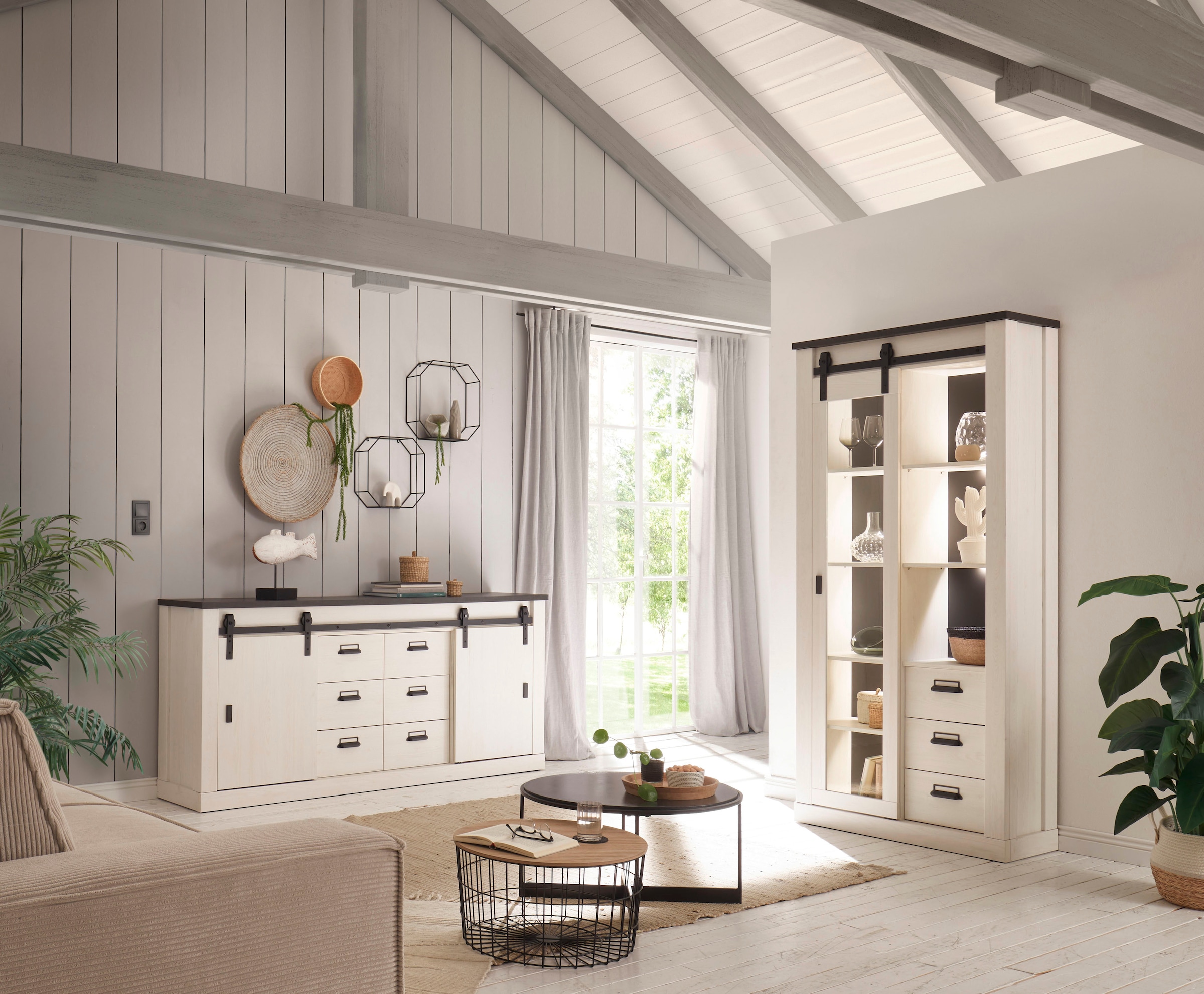 Home affaire Wohnwand »SHERWOOD«, (2 St.), Scheunentorbeschlag und Apothekergriffe aus Metall, Höhe 201 cm