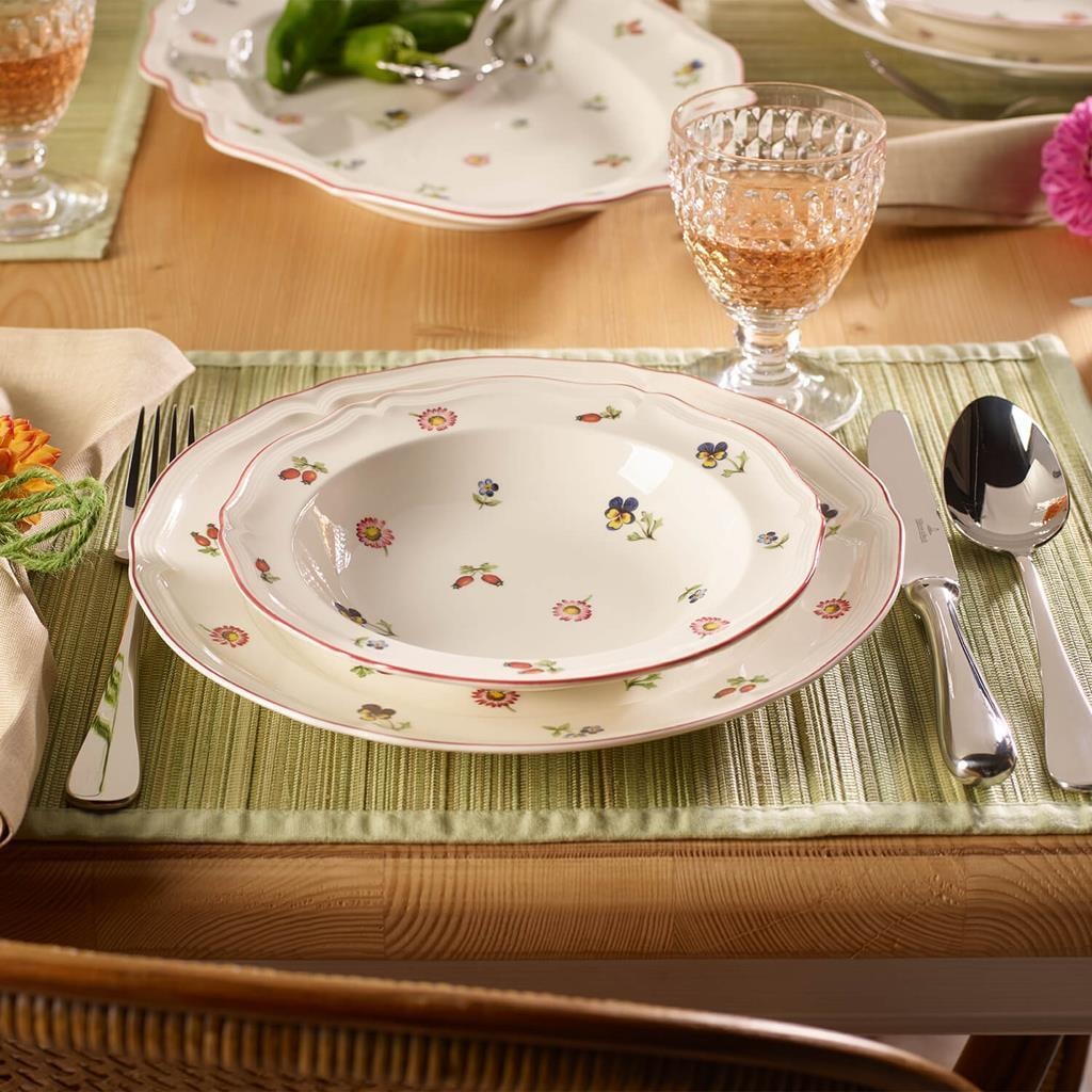 Villeroy & Boch Geschirr-Set »Kombiservice Petite Fleur 30er Set weiß« Spülmaschinengeeignet, Mikrowellengeeignet