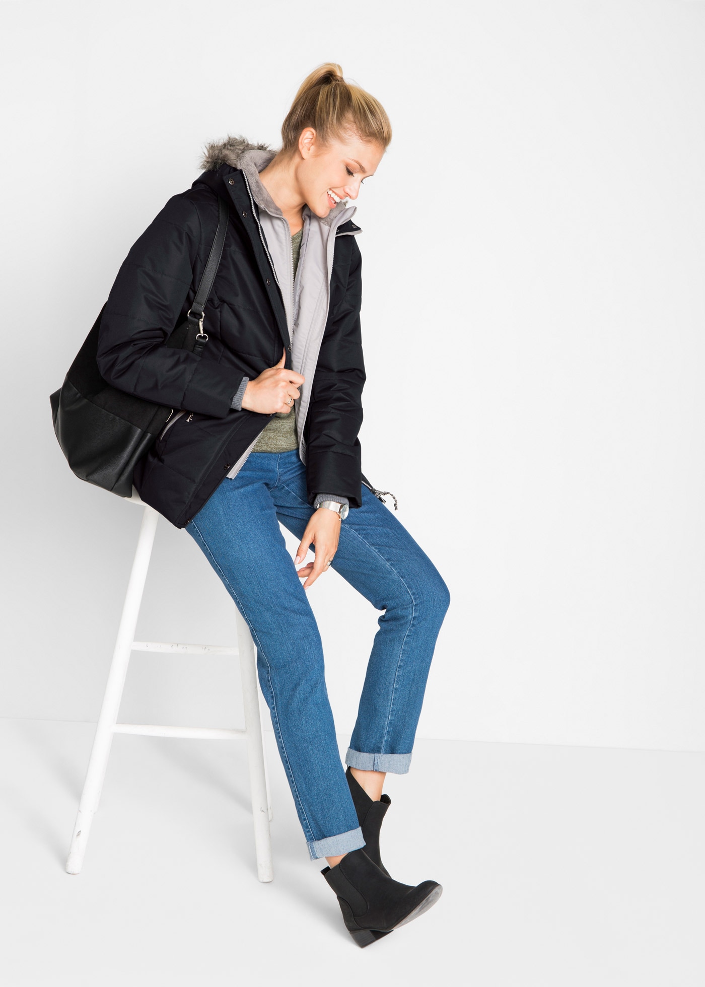 bonprix Winterjacke »Winterjacke in 2-in1 Optik« mit Kapuze Winterjacke in 2-in1 Optik