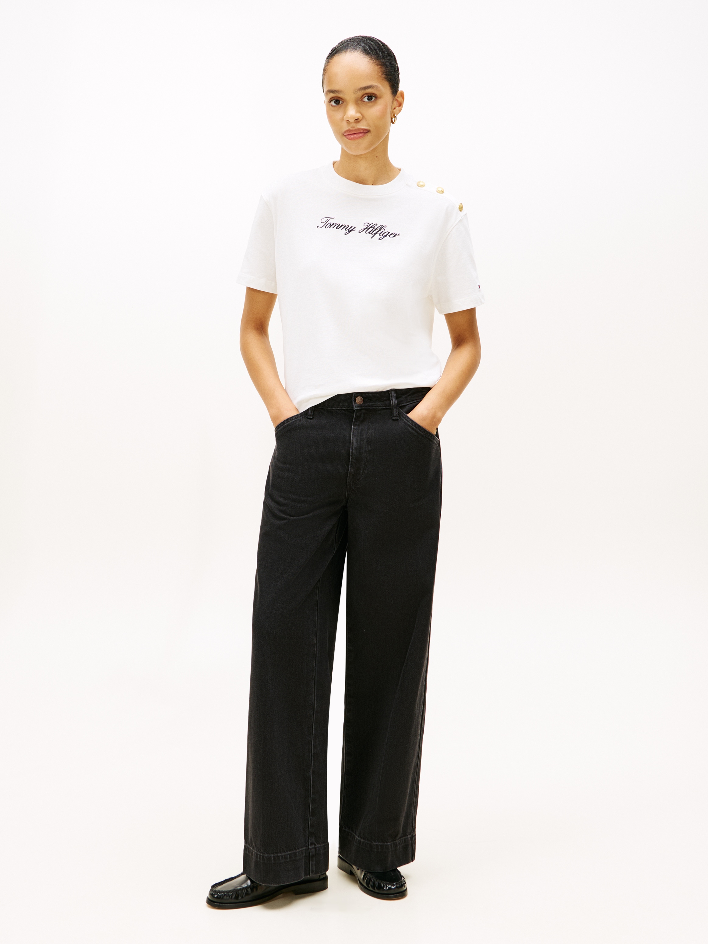 Tommy Hilfiger Kurzarmshirt »GOLD BTN SCRIPT MDRN SS TEE« mit goldfarbenen Knöpfen