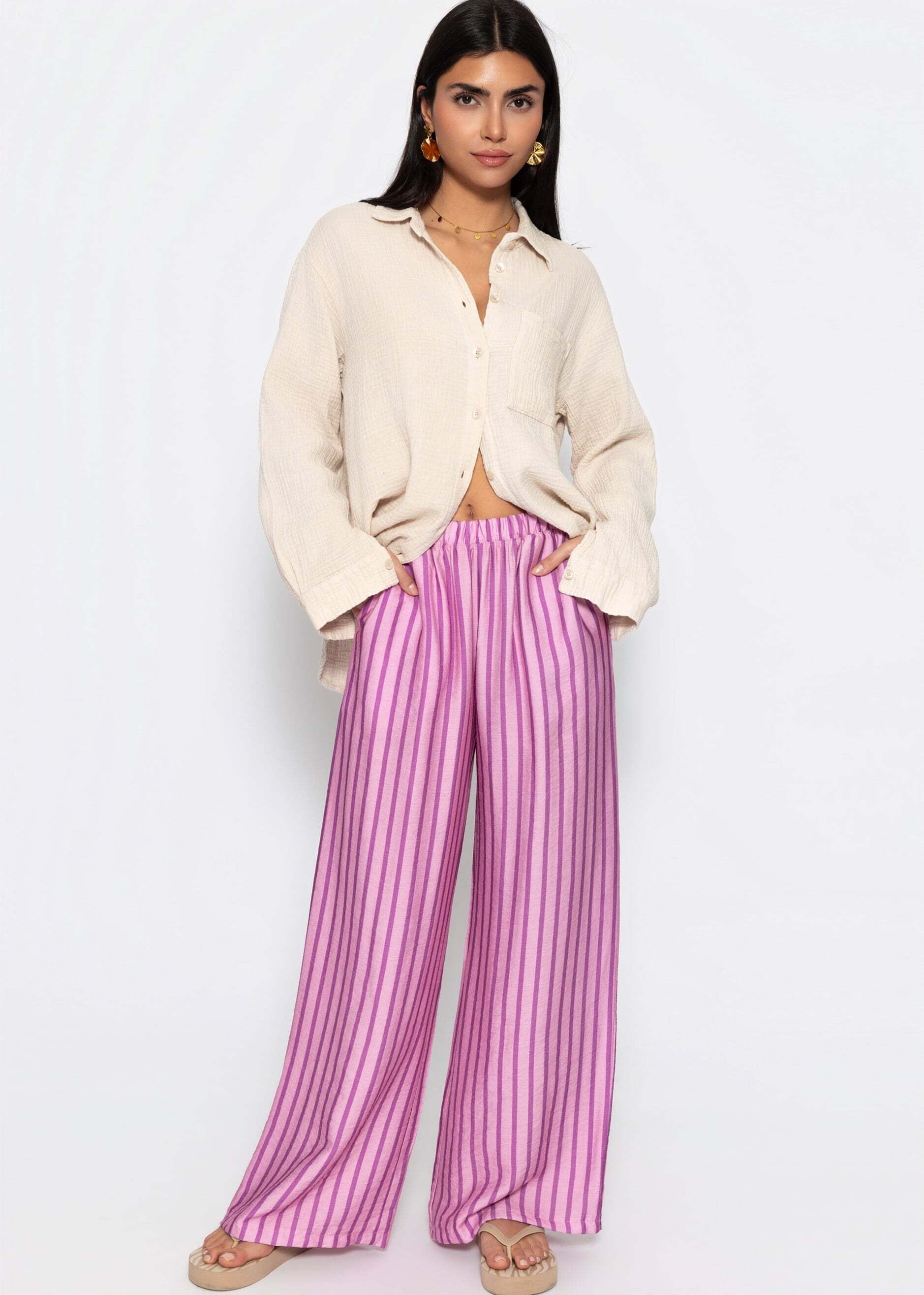 SASSYCLASSY Stoffhose »Gestreifte Hose«  Weit geschnittene Stoffhose mit elastischem Bund und Eingriffstaschen