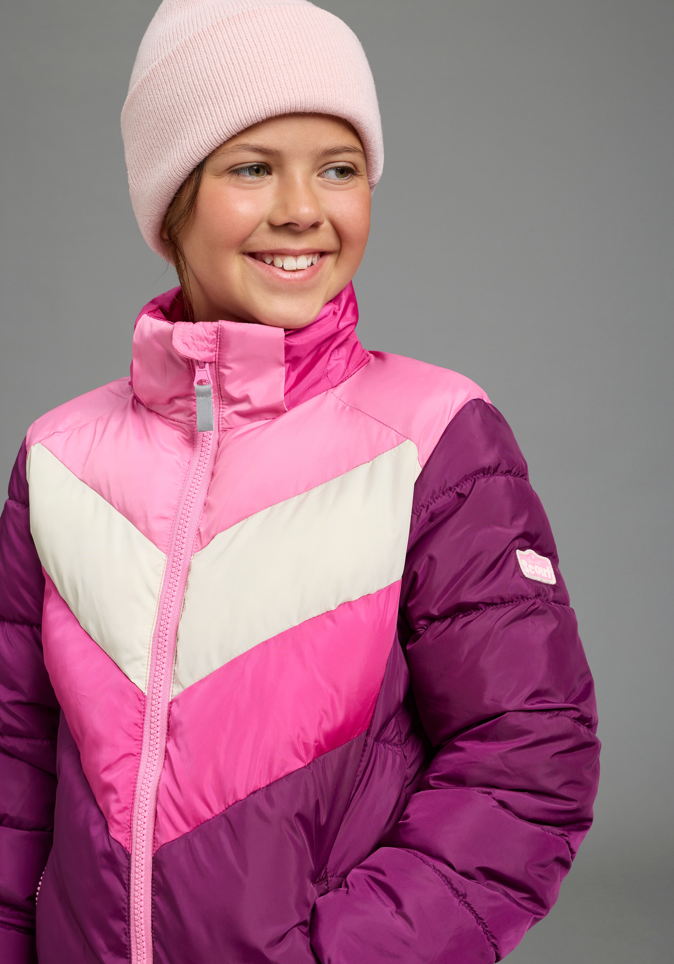 Scout Winterjacke »Gesteppte Jacke, Colorblocking - NEU von SCOUT« mit Kapuze Warme Steppjacke mit Kontrasteinsätzen, Fleecefutter