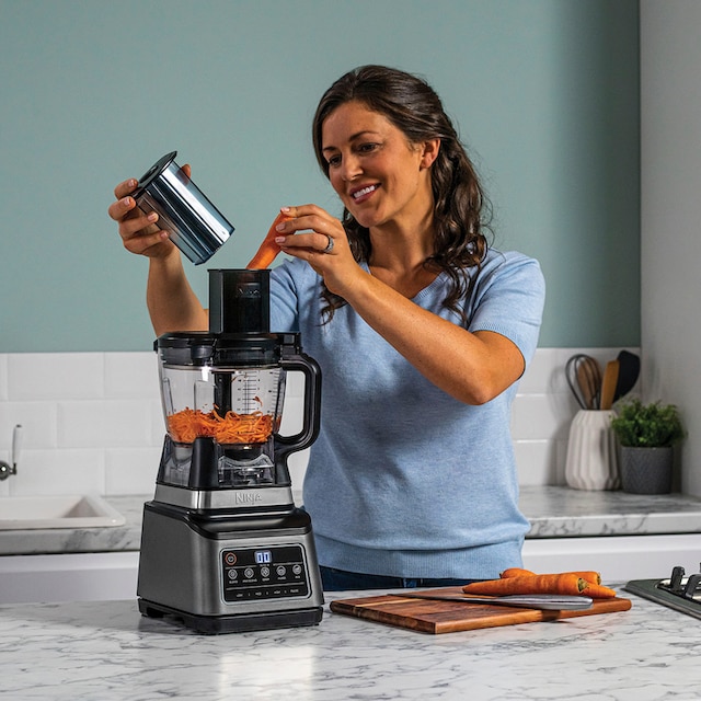 NINJA Kompakt-Küchenmaschine »3-in-1 mit Auto-iQ BN800EU«, 1,8 l Schüssel,  0,7 l Tasse und weiterem Zubehör jetzt online bei OTTO