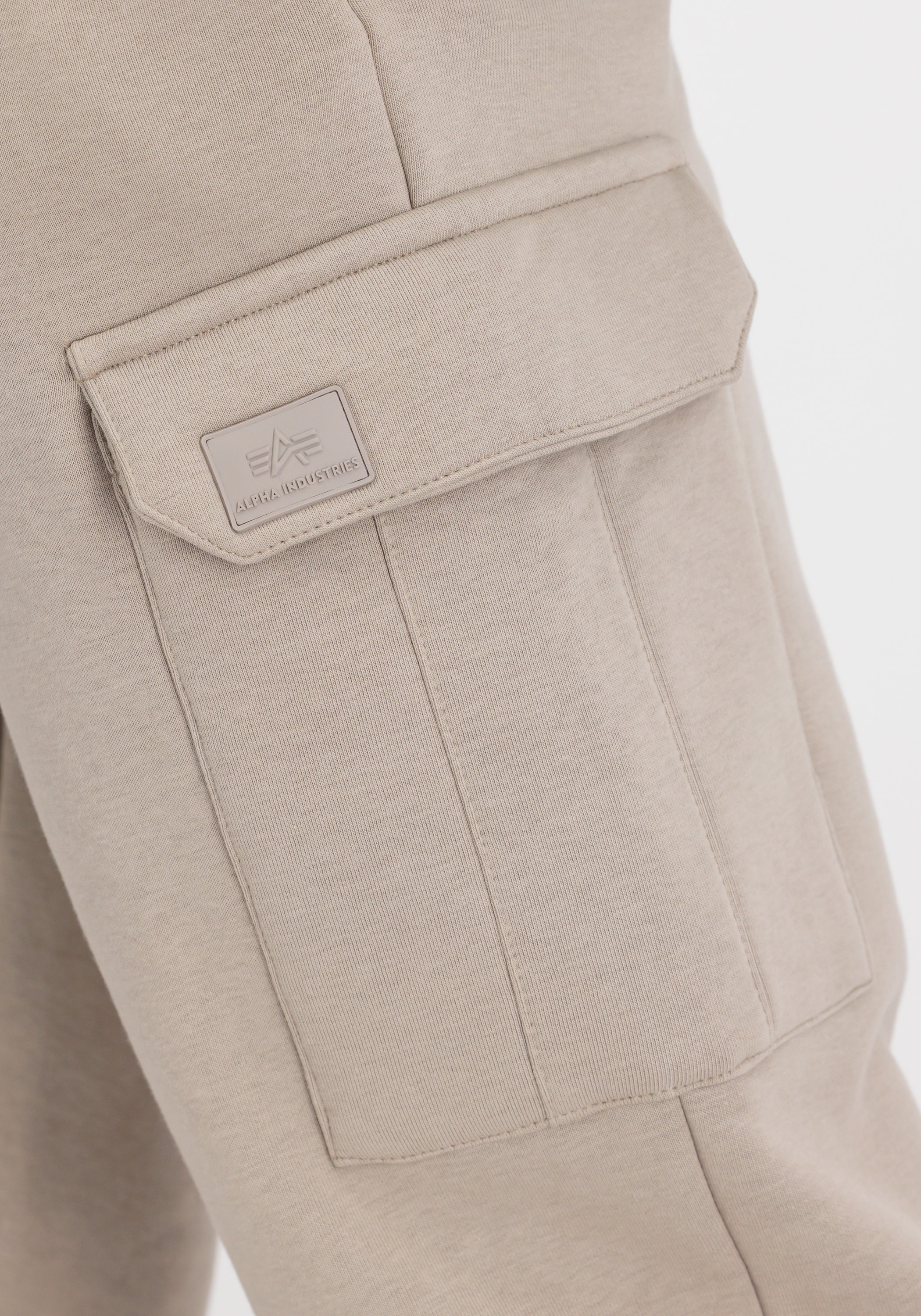 Alpha Industries Jogginghose »Alpha Industries Men - Jogger X-Fit Label Jogger«