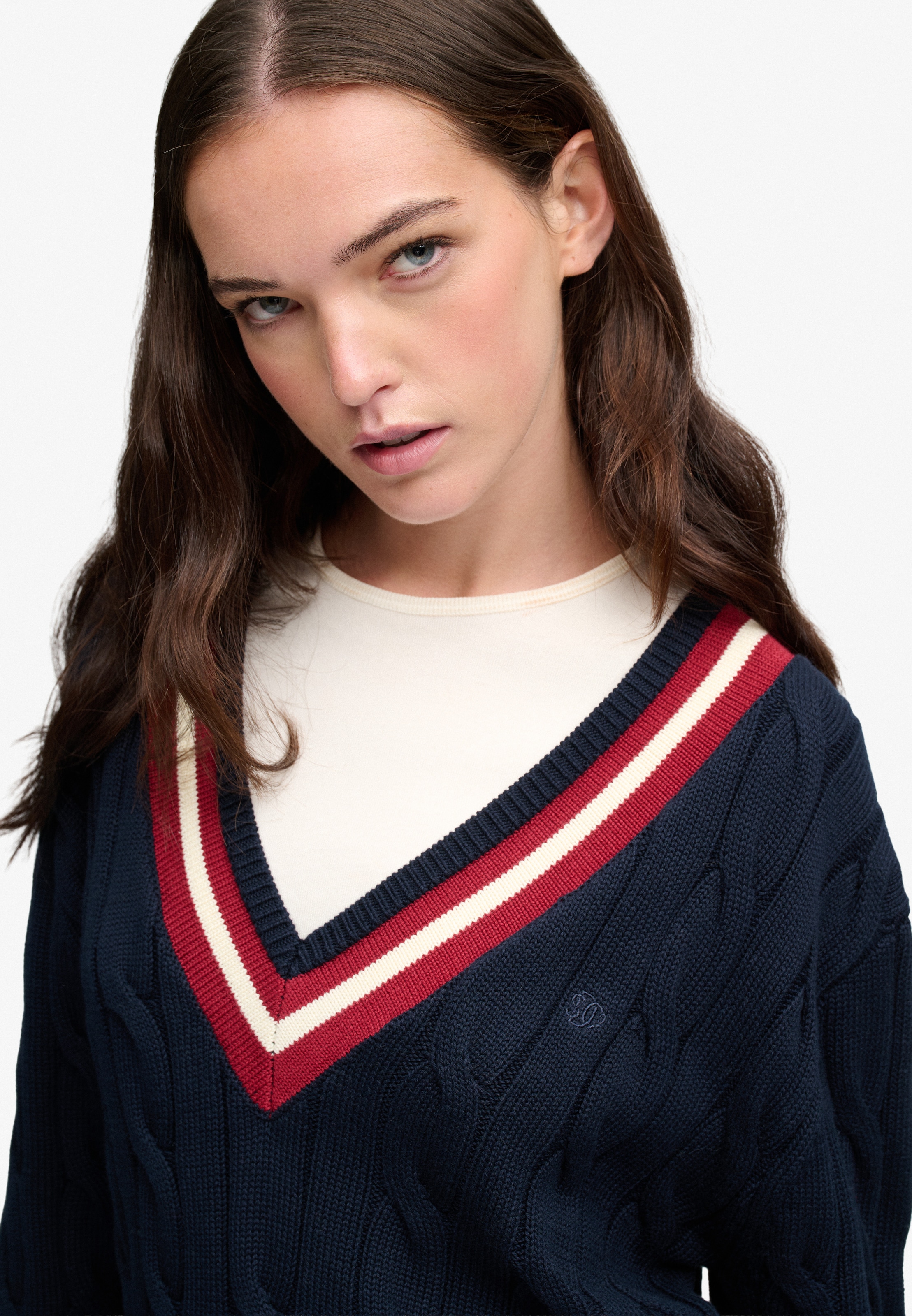 Superdry V-Ausschnitt-Pullover »CLASSIC CABLE CRICKET KNIT« Baumwolle, loose fit