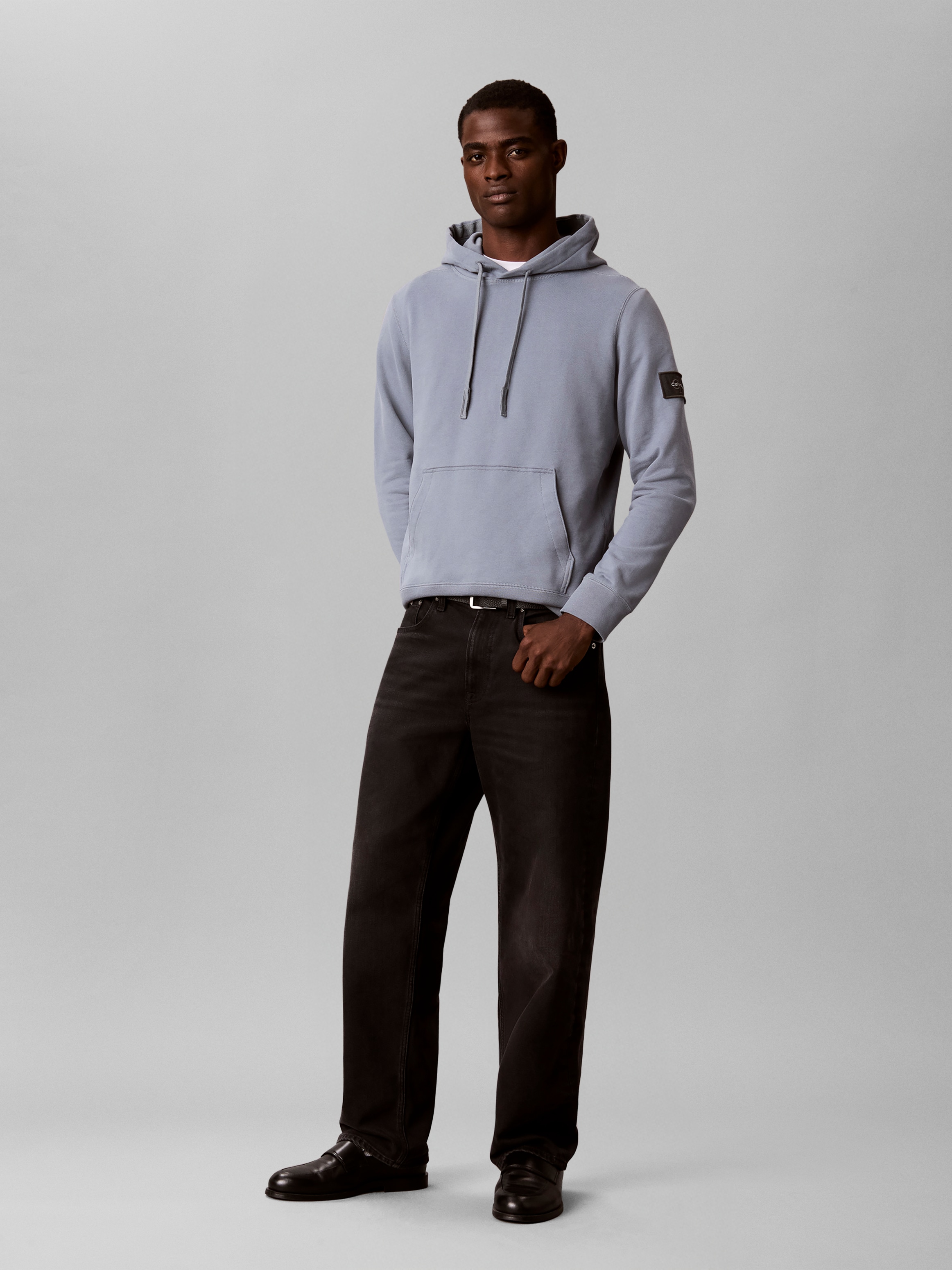 Calvin Klein Jeans Kapuzensweatshirt »BADGE HOODIE«, Regular fit, Badge, Kängurutasche
