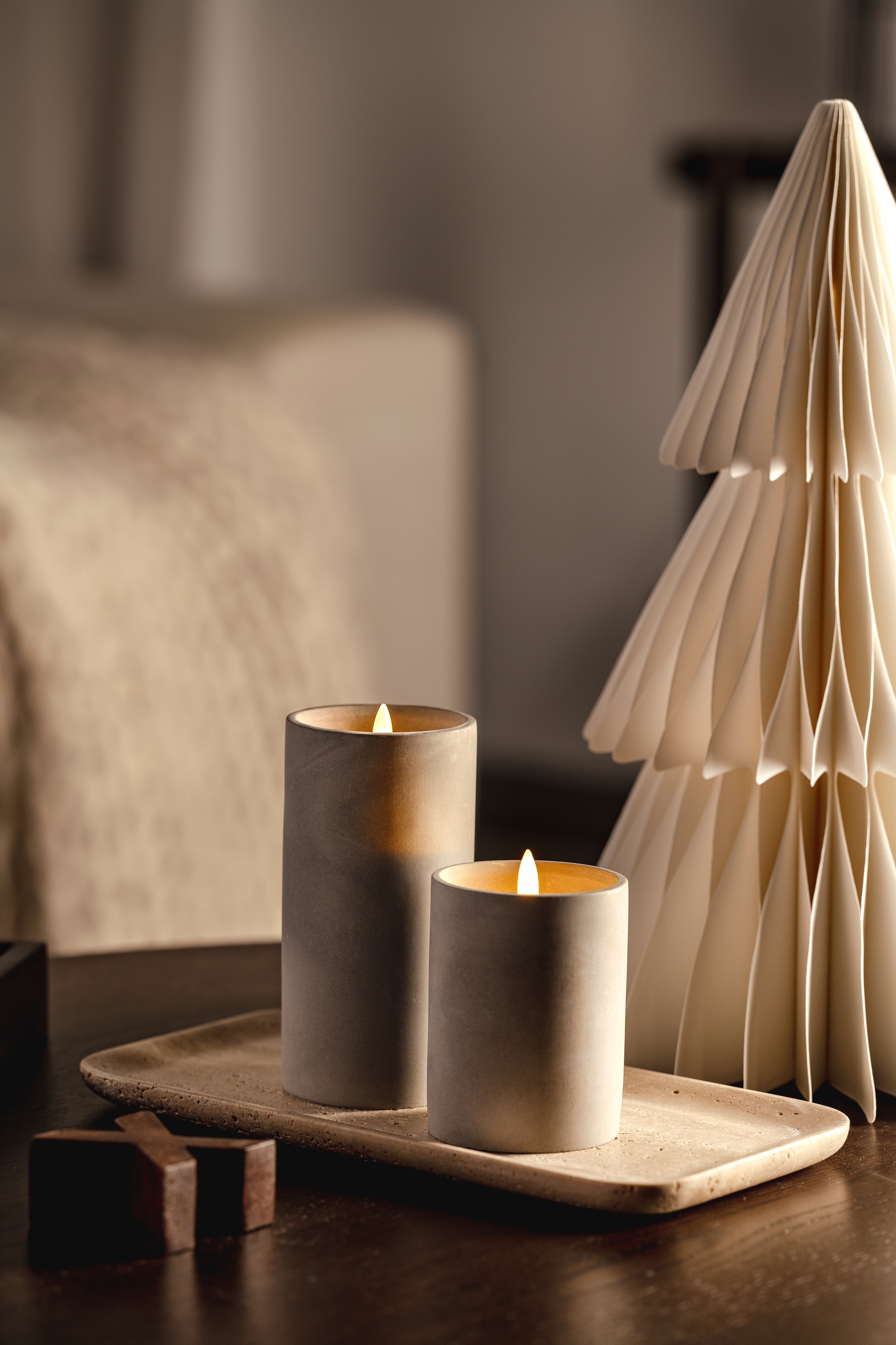 LEONARDO LED-Leuchte »Silenzio« in edlem Betongefäß