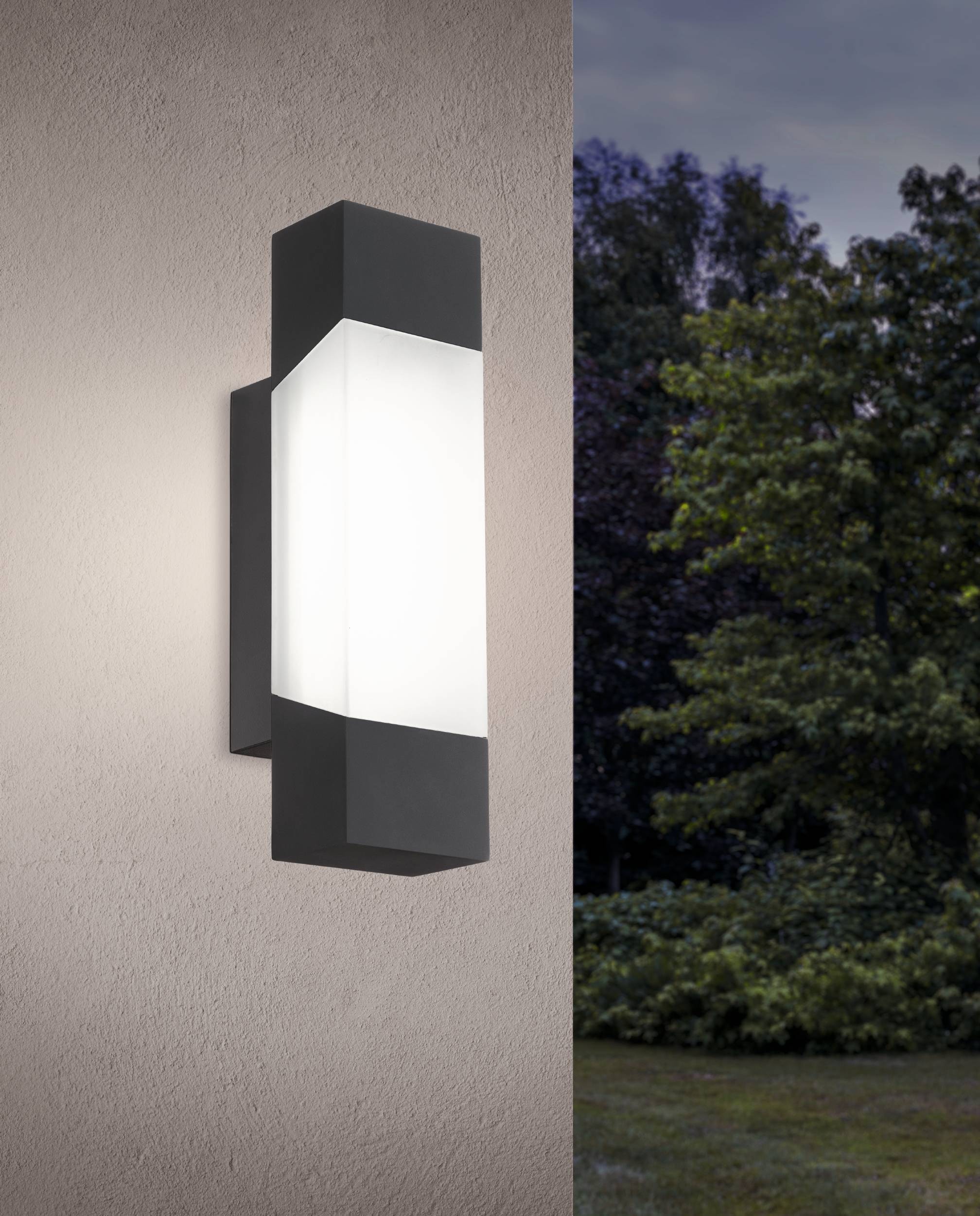 EGLO Wandleuchte »Gorzano Wandlampe, Außenleuchte aus Stahl und Kunststoff, IP44, Lampe« LED-Modul 1 Stk. Warmweiß Wand-/Deckenleuchte - L8 x H29 x AL10,5 cm - anthrazit - 1X4,8W inkl.