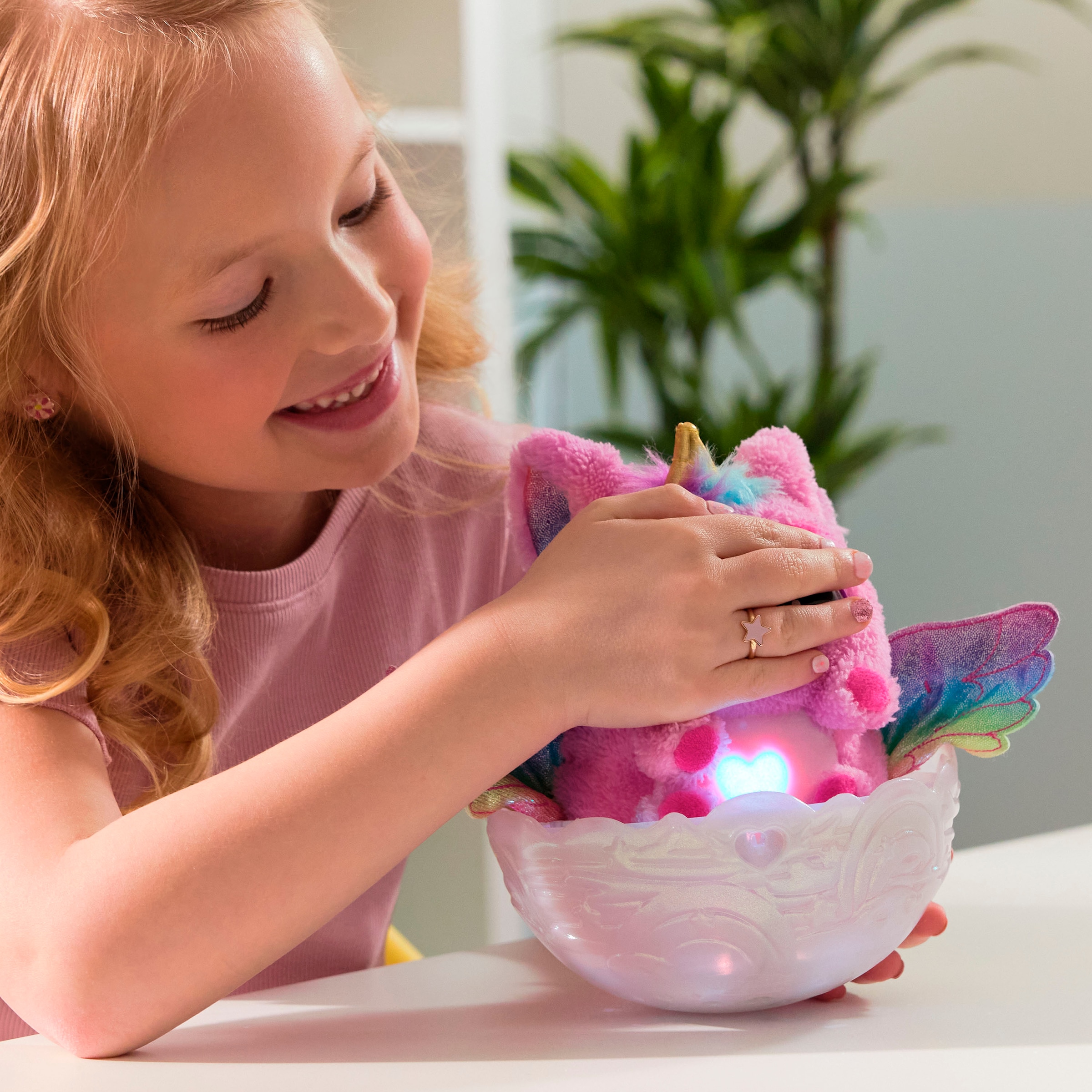 Spin Master Spielfigur »Hatchimals Alive Mystery Ei Pufficorn«, mit Licht und Sound