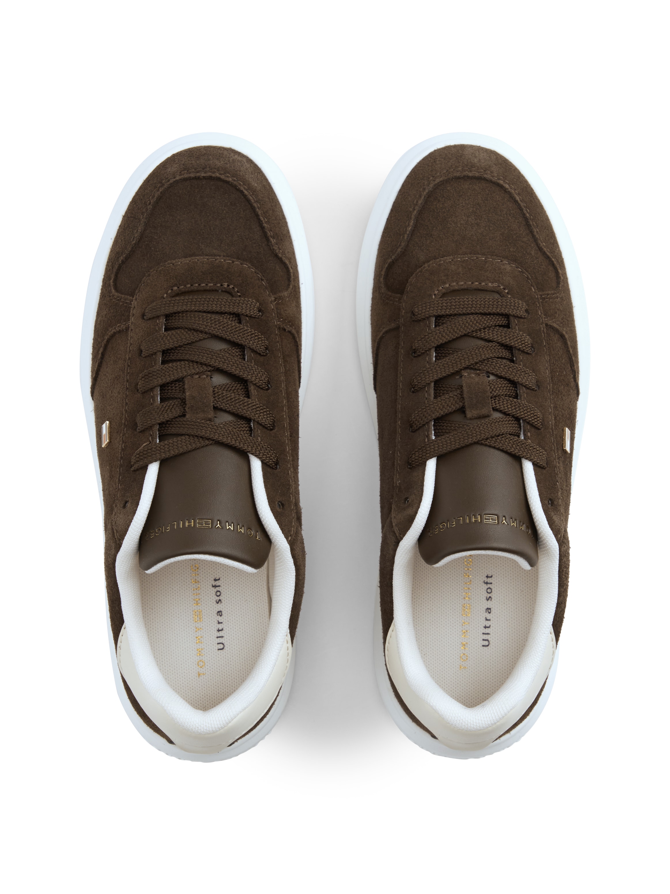 Tommy Hilfiger Plateausneaker »TH ICON COURT LIGHT SUEDE«  Freizeitschuh, Halbschuh, Schnürer mit Kontrastbesatz