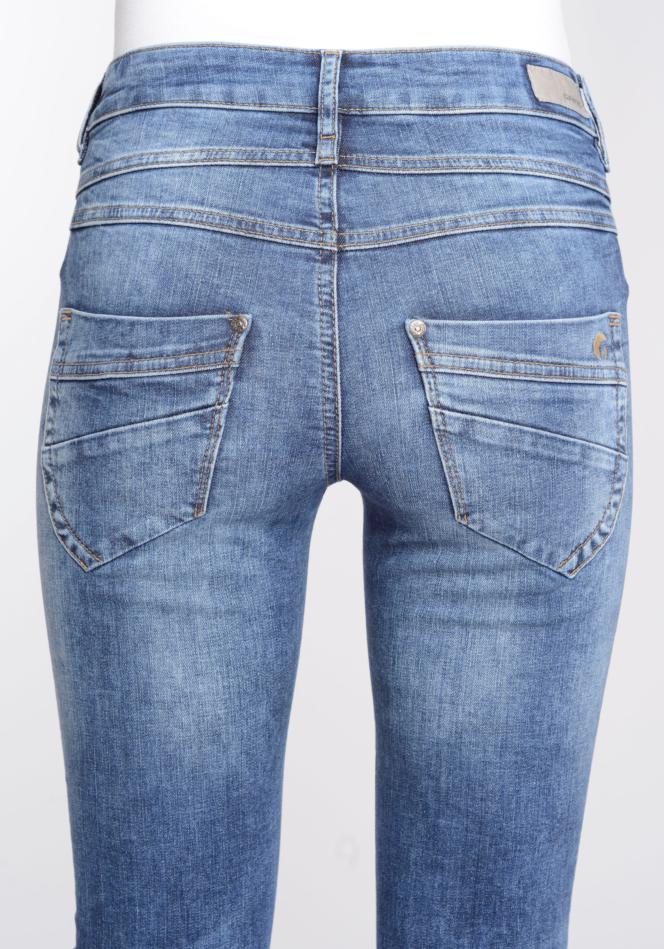 GANG Skinny-fit-Jeans »94MORA«, OTTOversand Passe und bei vorne 3-Knopf-Verschluss mit
