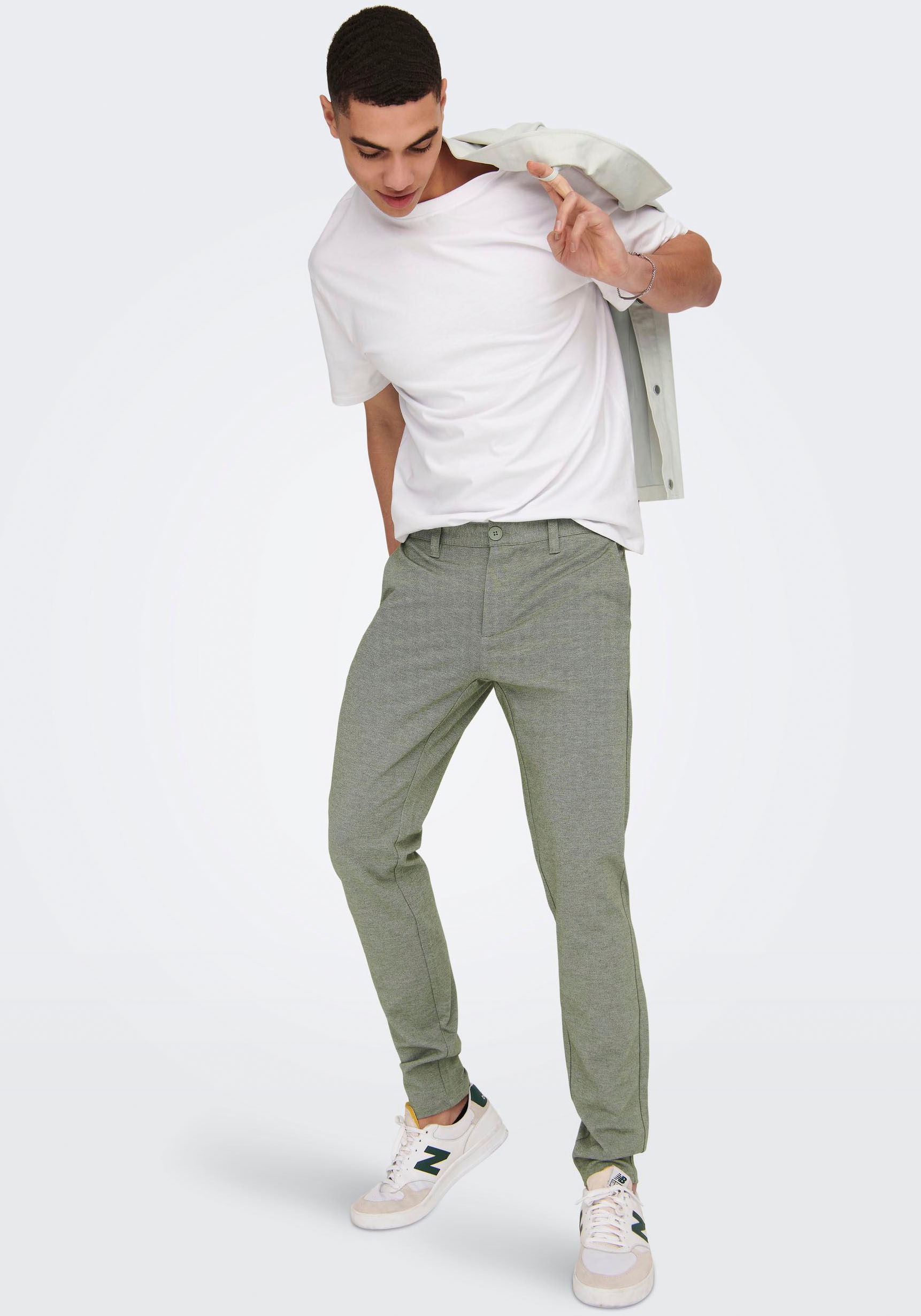 ONLY & SONS Chinohose, mit geschlossenen Gesäßtaschen