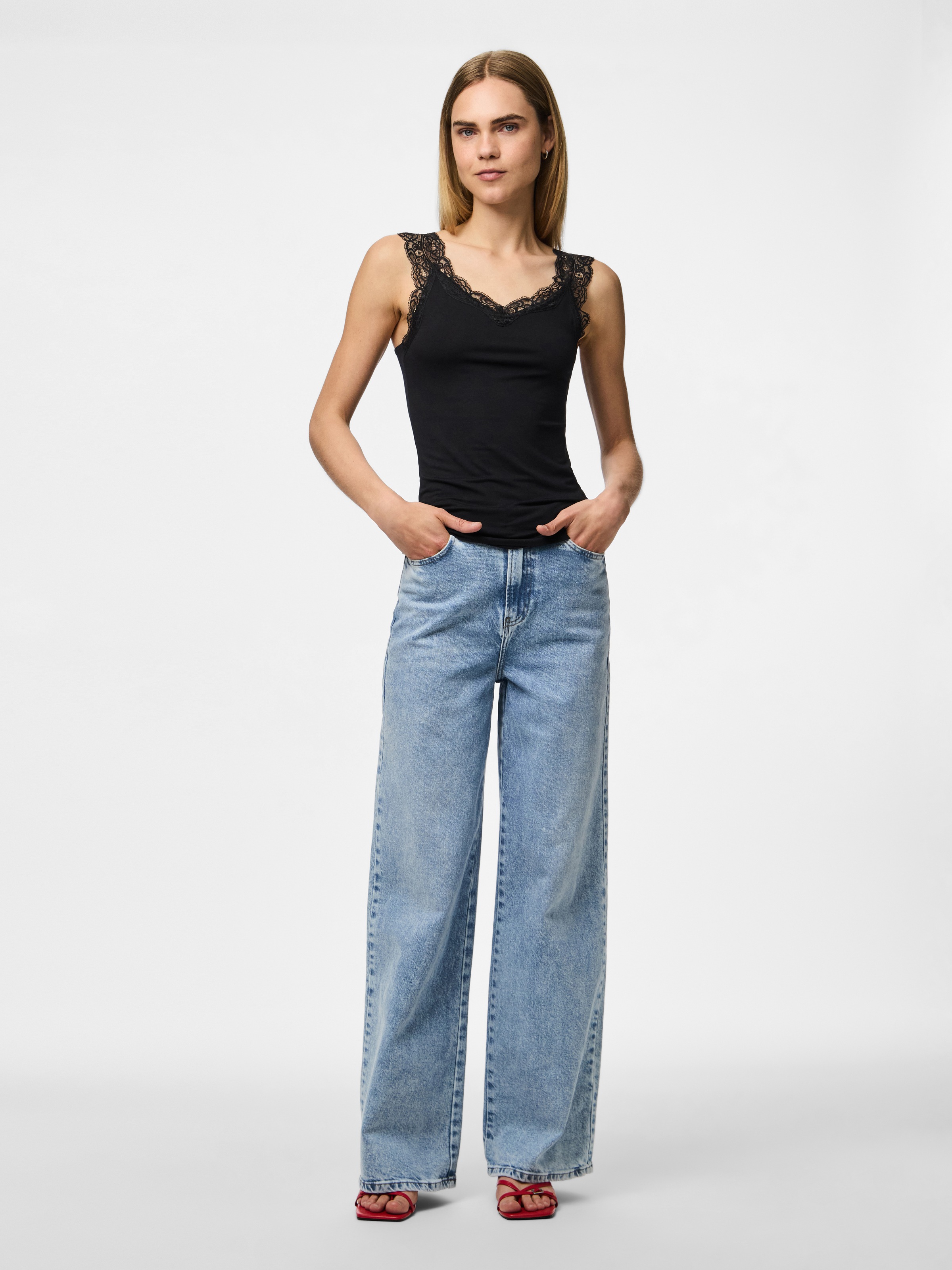 pieces Spitzentop »PCBARBERA« Viskosemischung