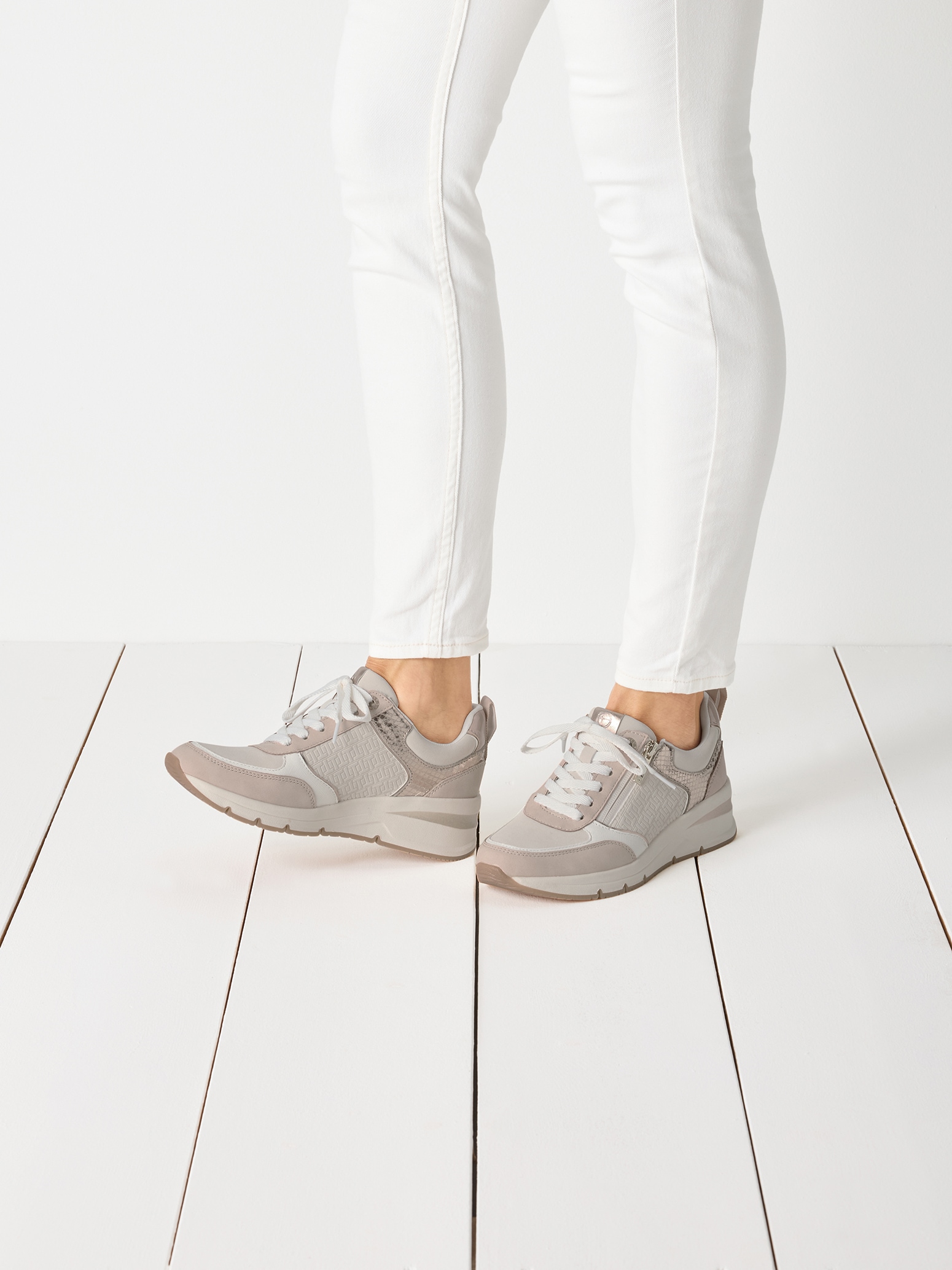 Tamaris Keilsneaker  , Freizeitschuh, Halbschuh, Schnürschuh mit Außenreißverschluss