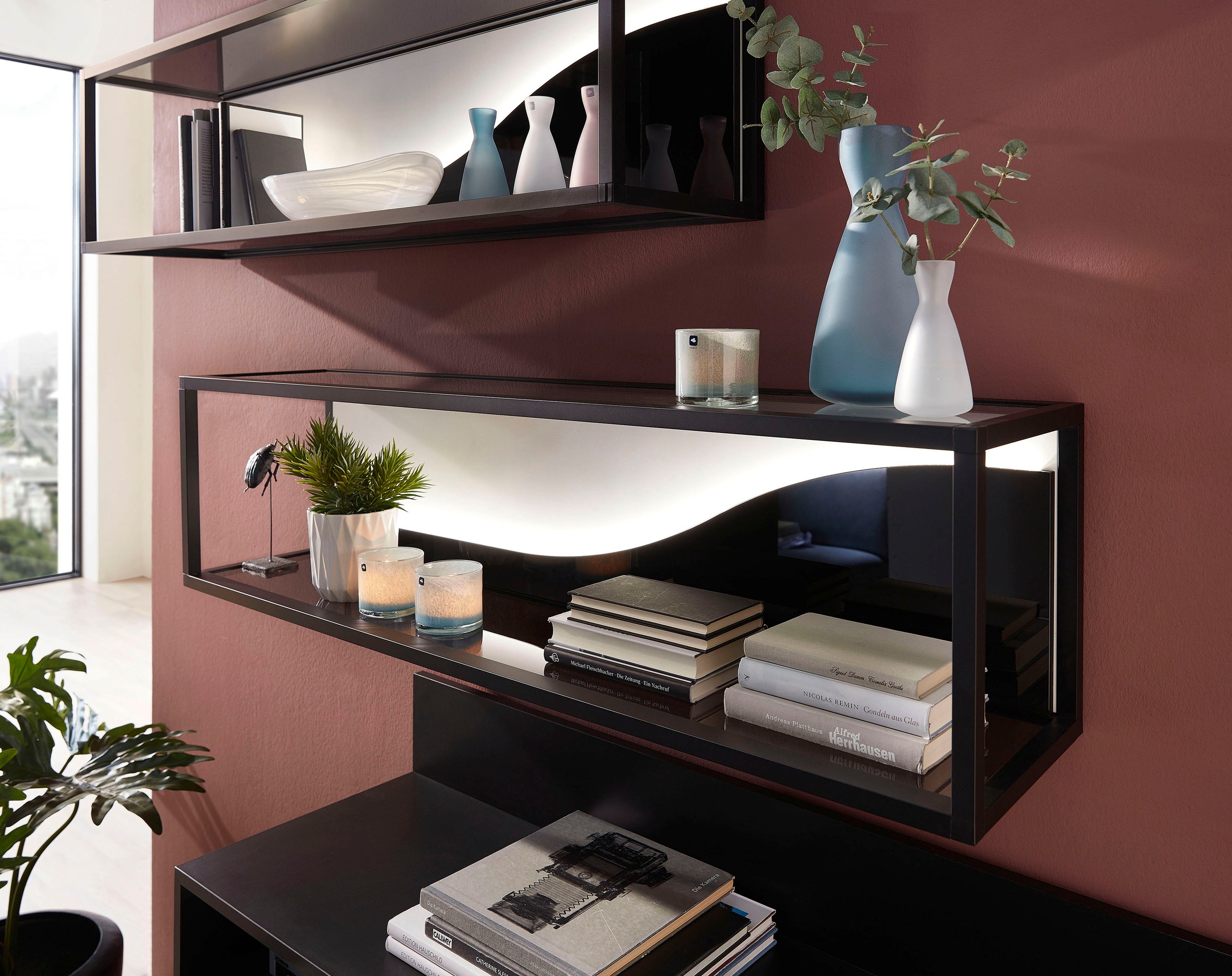 LEONARDO Wandregal »CURVE«, Gestell Metall Schwarz, Breite 130 cm