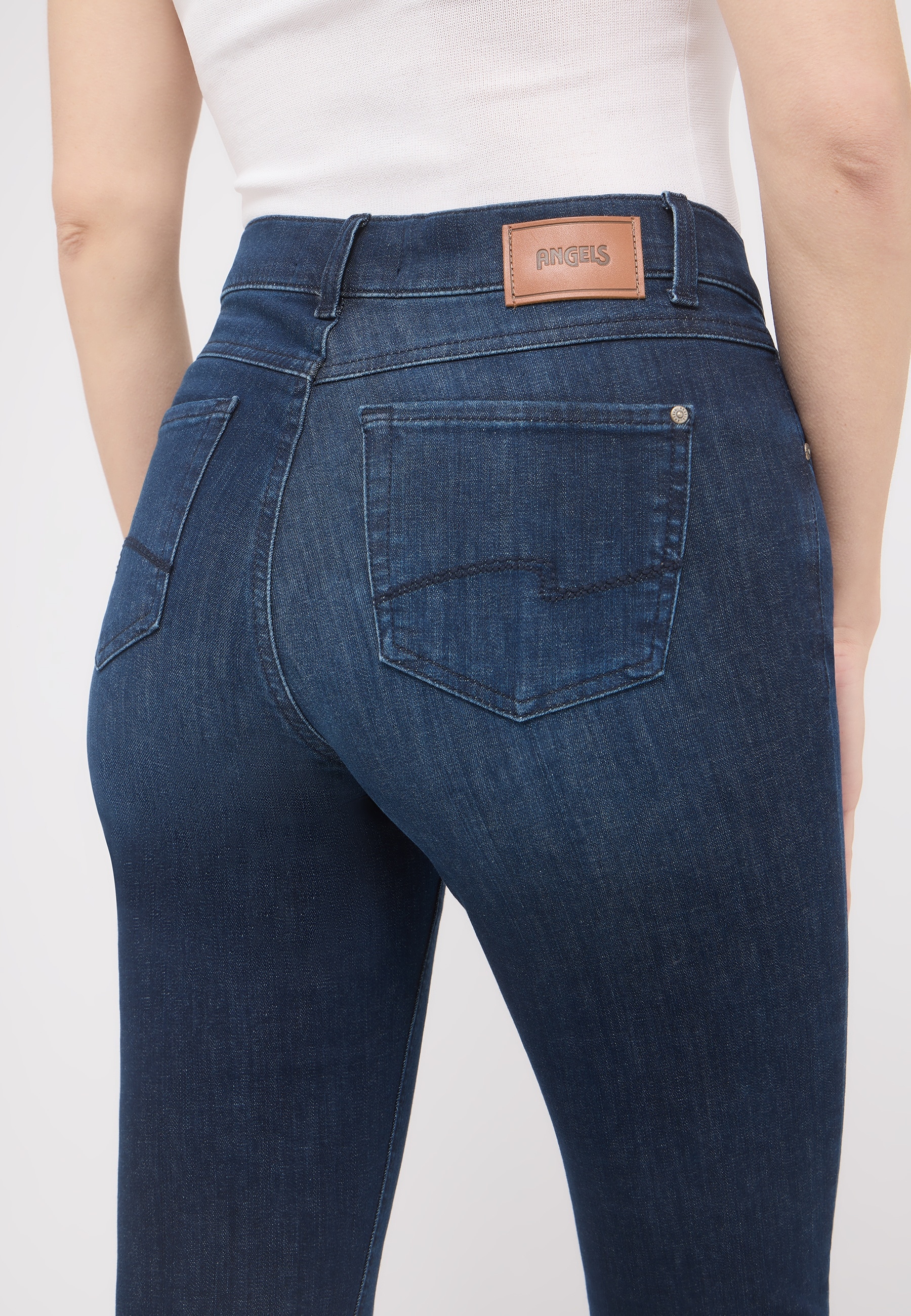 ANGELS Straight-Jeans »CICI« Straight-Schnitt, Slim fit Passform, aus Baumwollmischung