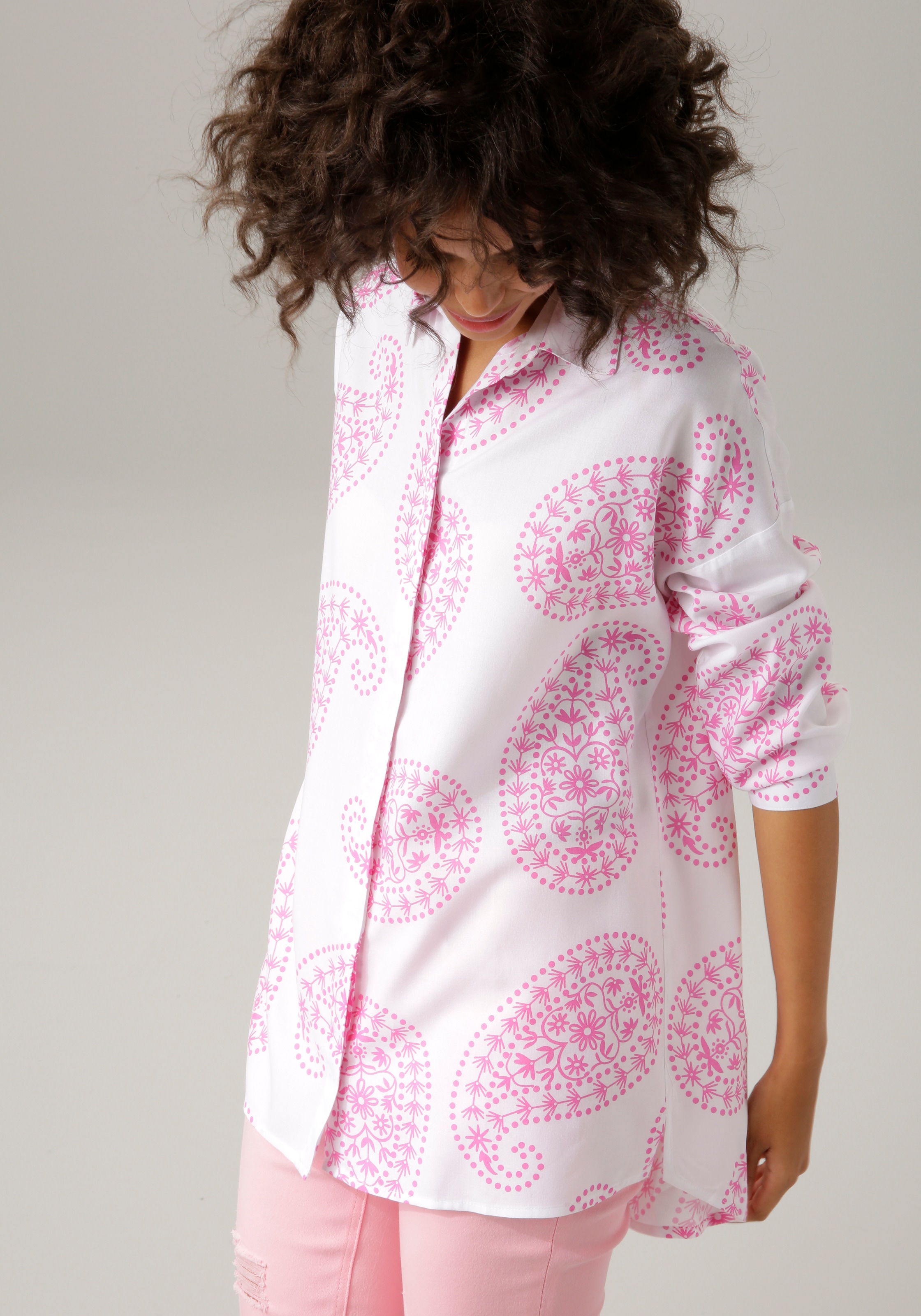 bestellen mit Shop Paisley-Muster großflächigem CASUAL Aniston Hemdbluse, OTTO Online im