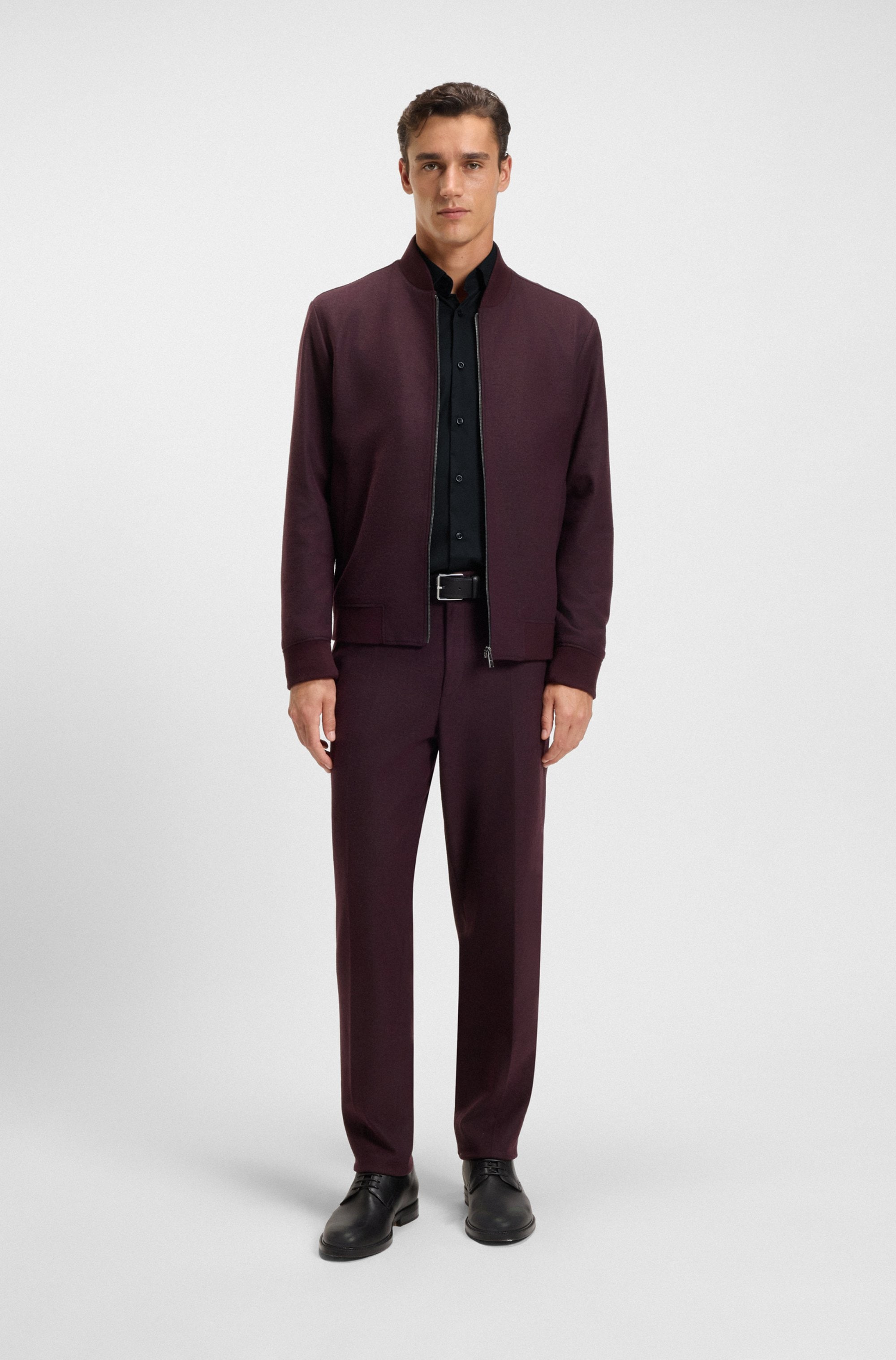 BOSS Businesshemd Slim-Fit, aus funktionalem Stretch-Twill, Kentkragen