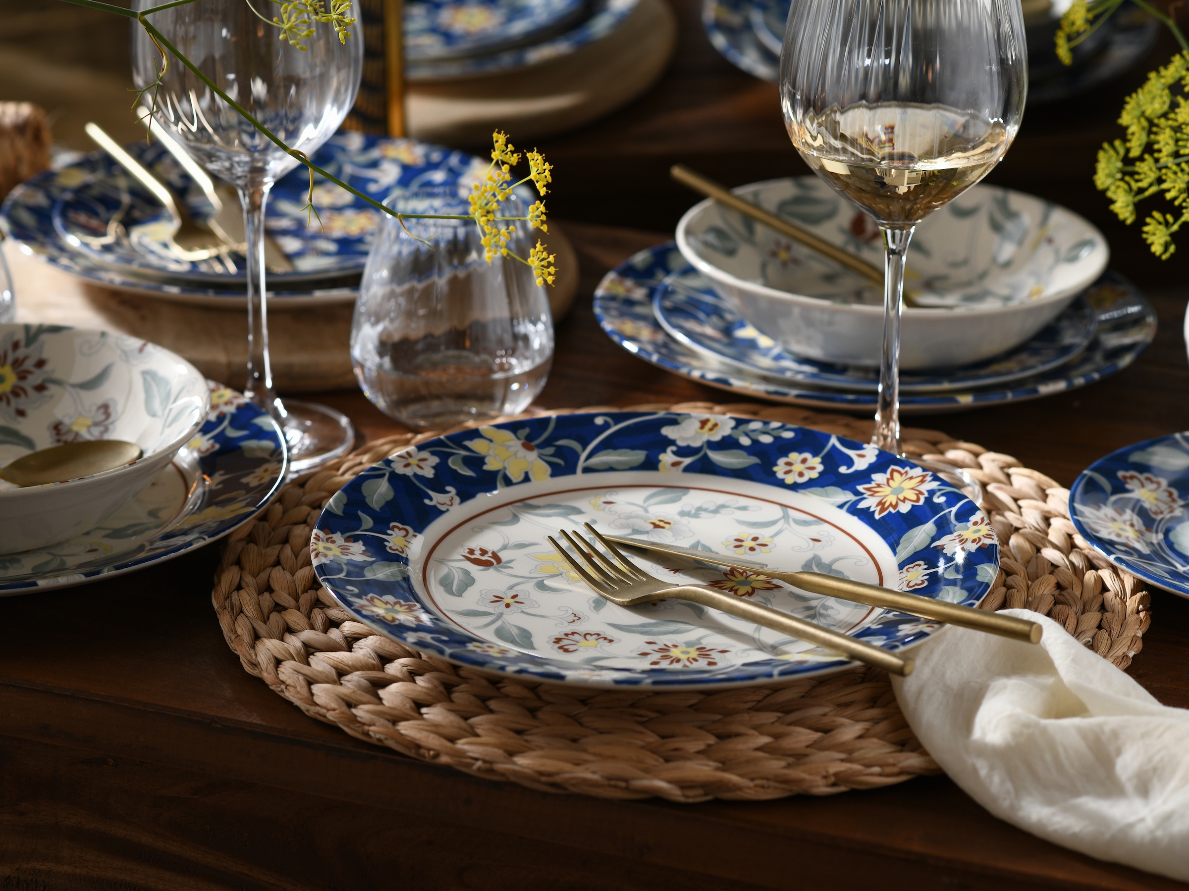 CreaTable Teller-Set »Odessa, Tellerset 12-tlg« Blumendekor