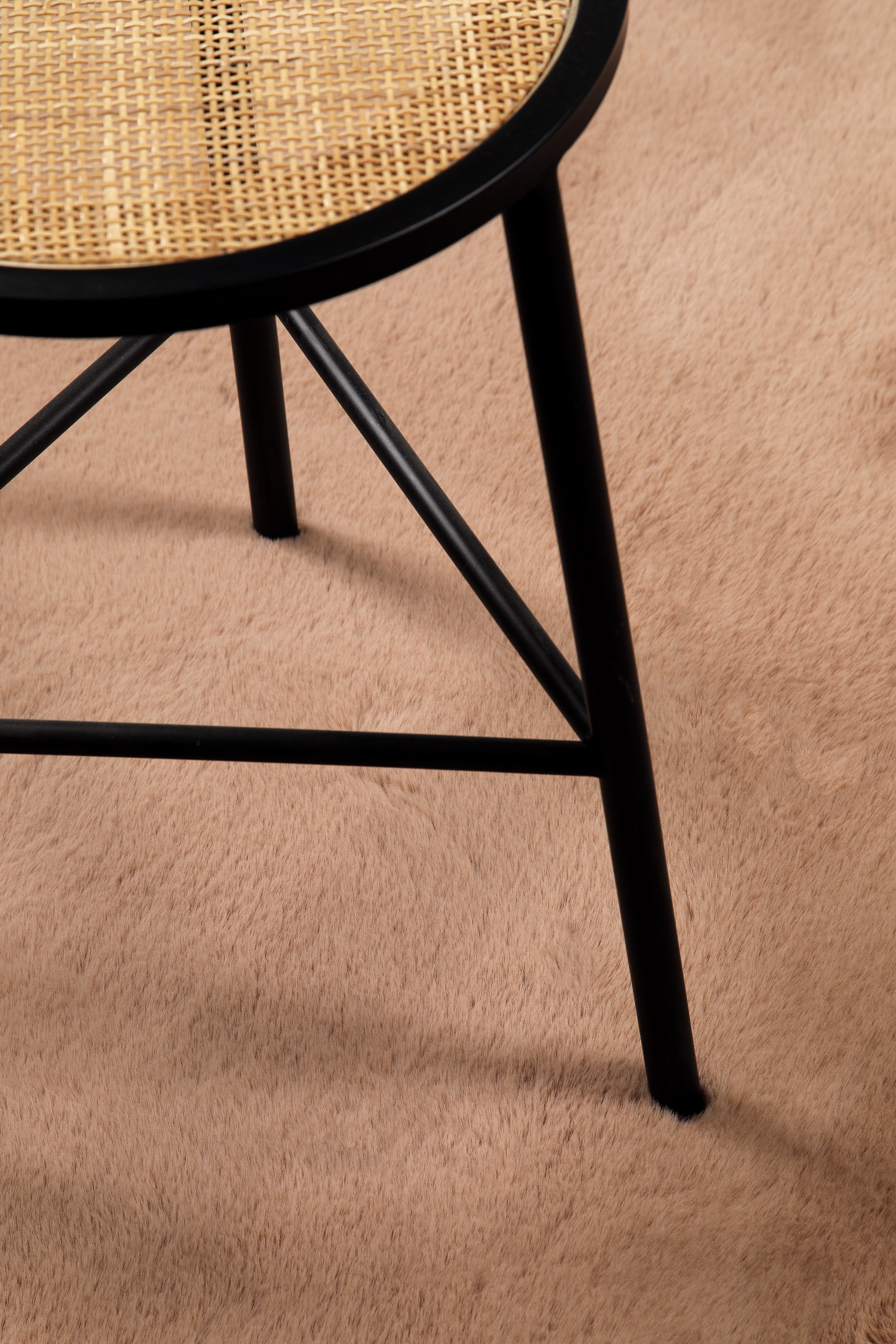 Esprit Hochflor-Teppich »Alice ESP-4377 Kunstfell«, rund, 25 mm Höhe, Kaninchenfell-Haptik, besonders weich und dicht, für alle Räume