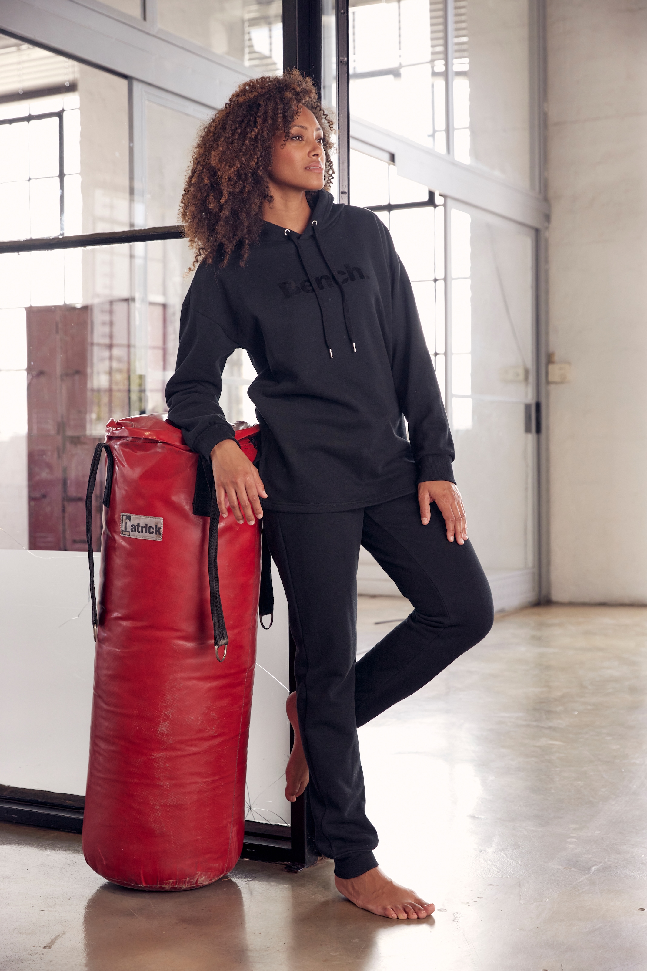 Bench. Loungewear Hoodie, mit glänzendem Logodruck, Loungewear