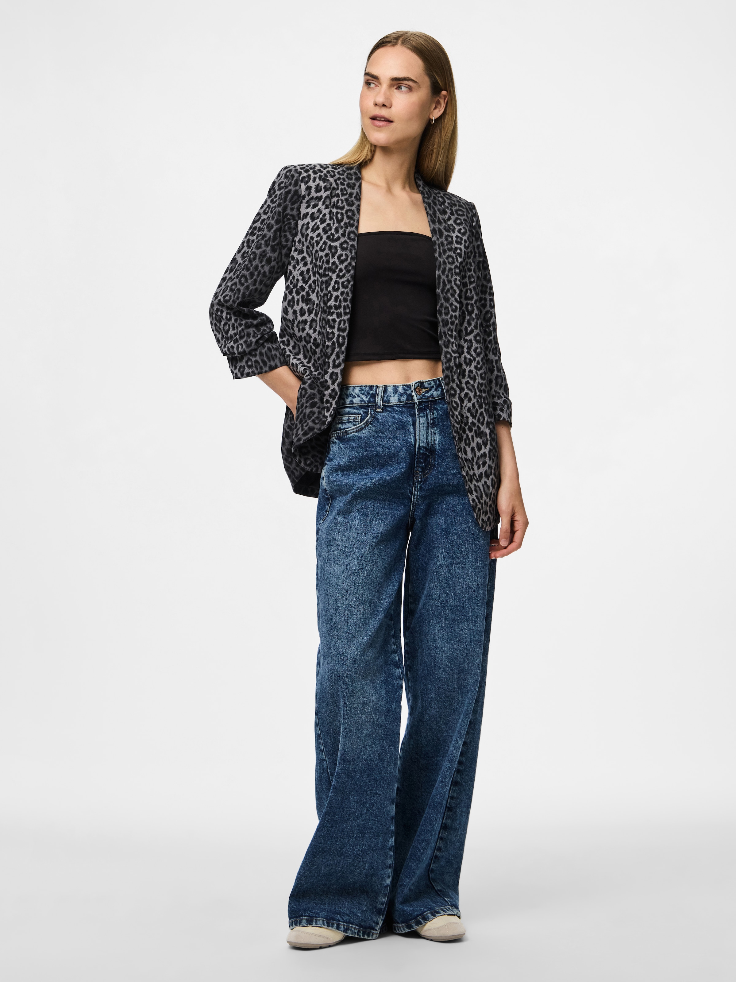 pieces Blusenblazer »PCBOSELLA 3/4 PRINTED BLAZER NOOS«, mit 3/4 Ärmel
