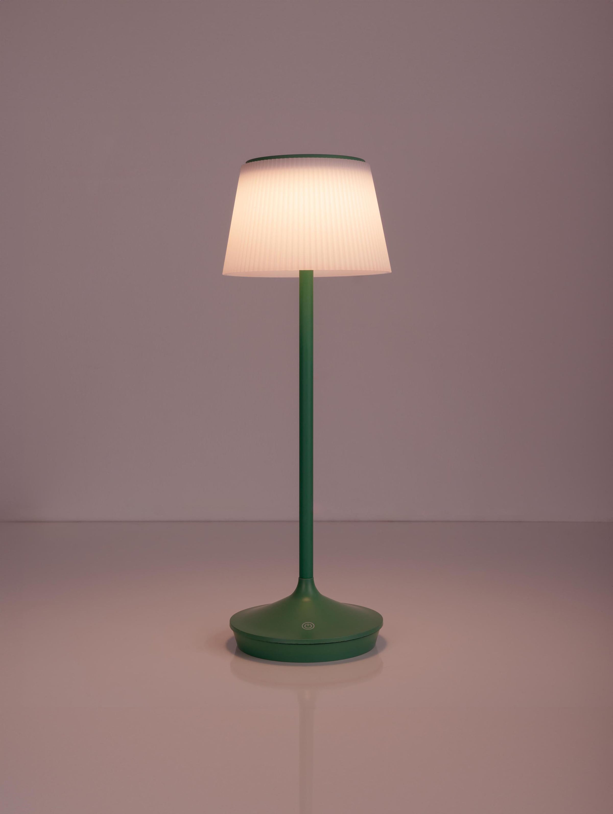 näve LED Tischleuchte »Solarleuchte / Akkuleuchte "EMMI"«, 1 flammig, Leuchtmittel LED-Modul | LED fest integriert, Solarbetrieb, Akkubetrieb, CCT, Berührungssensor, Akkutischleuchte