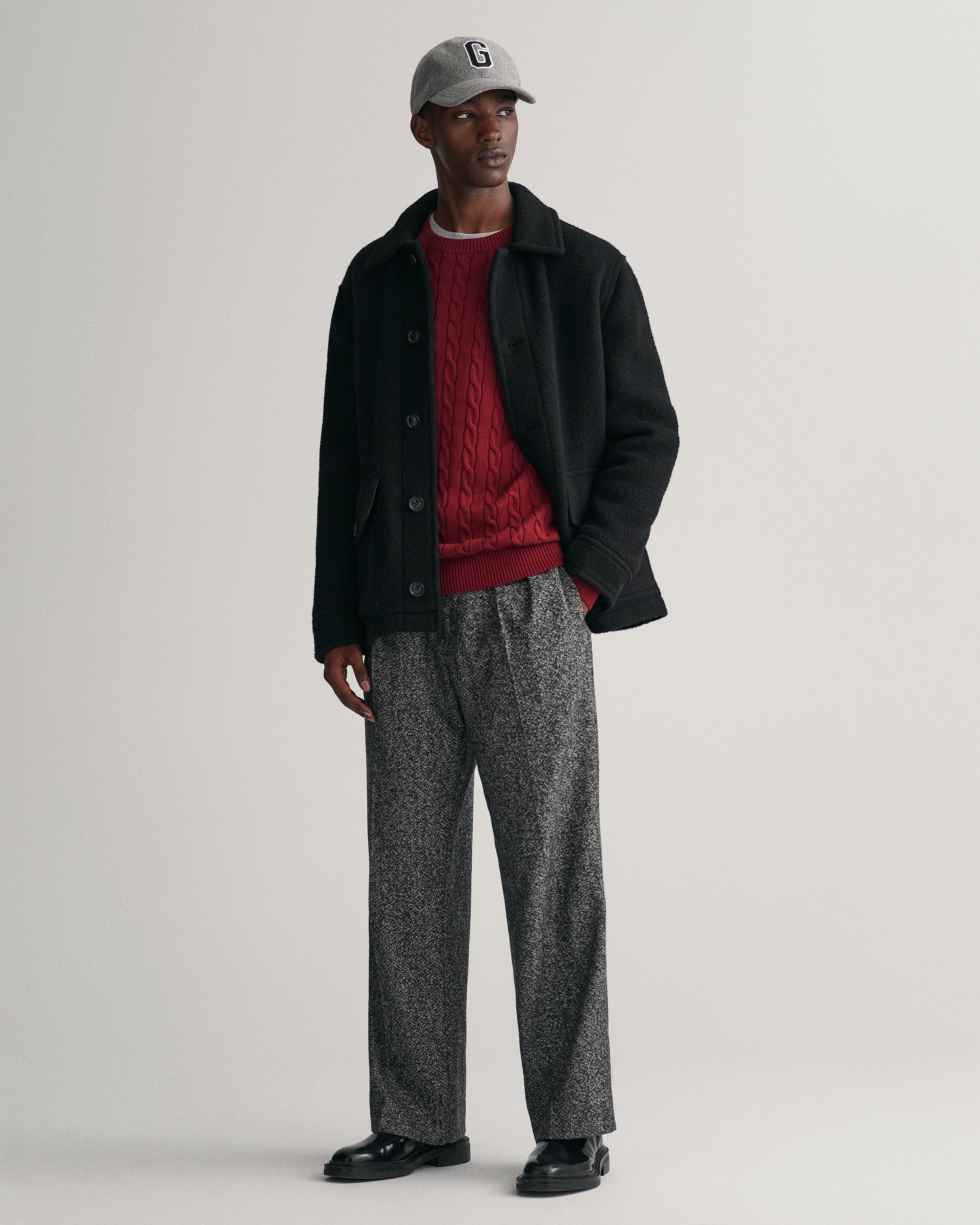 Gant Strickpullover »COTTON CABLE C-NECK«, mit Wappen-Logostickerei auf der Brust