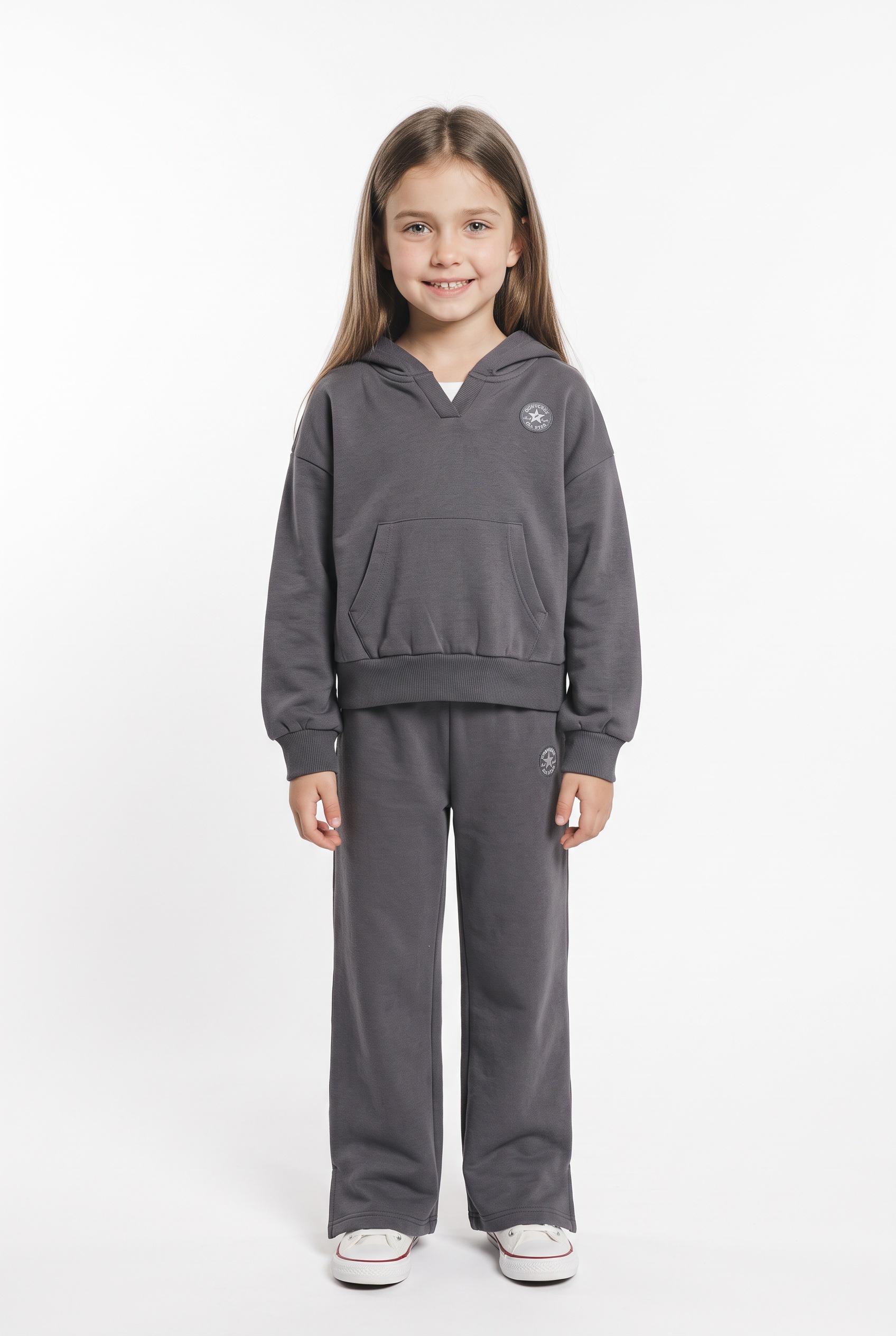 Converse Jogginganzug »CNVG RELAXED HOODIE & PANT SET« 2 zweiteiliges Set, mit Kapuzenpullover und passender Hose, aus Fleece