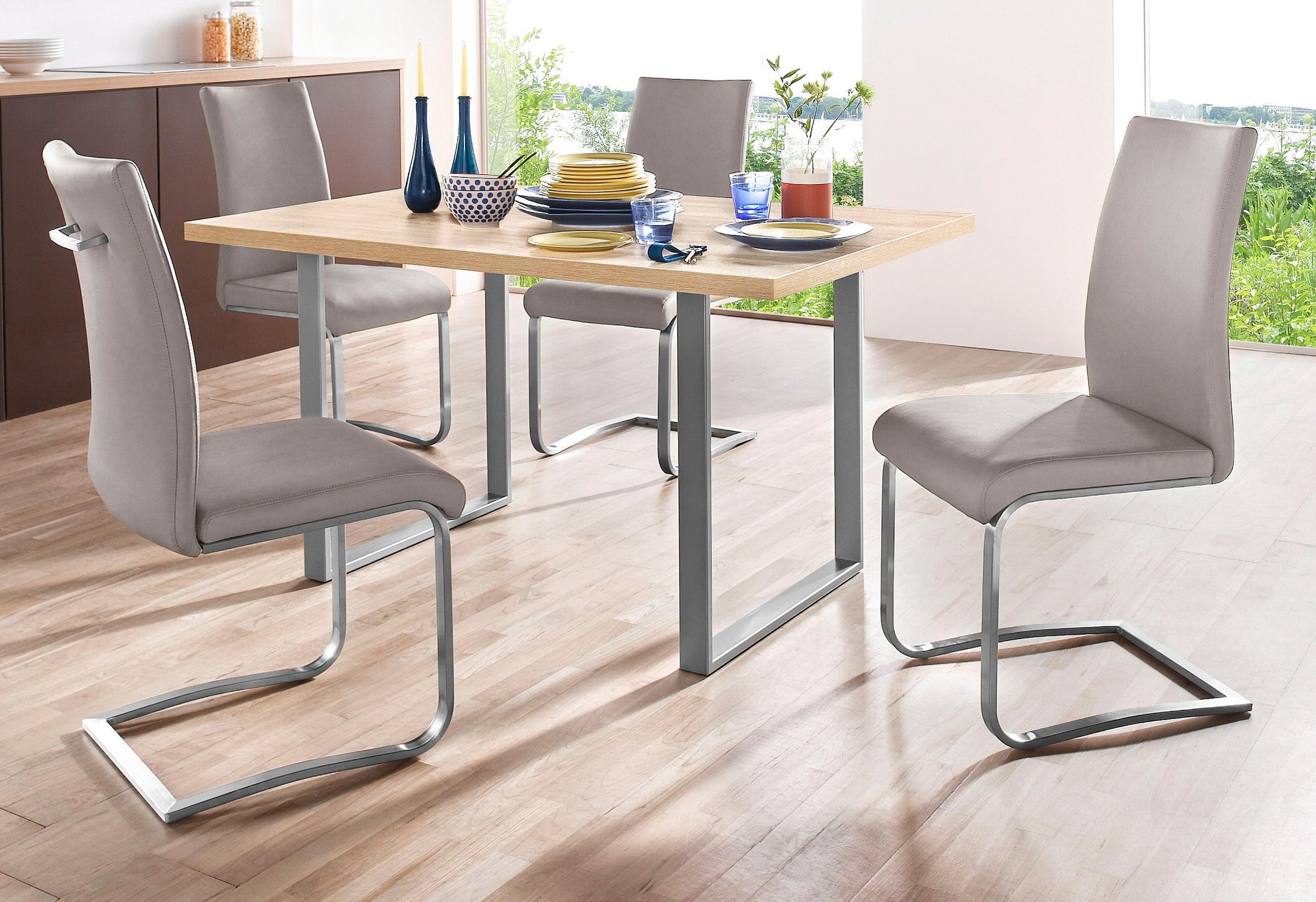 Mäusbacher Esstisch , in verschiedenen Größen