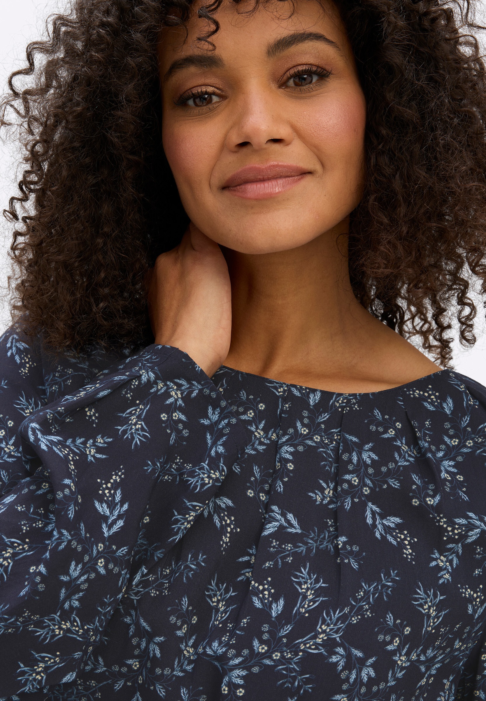Sheego Longbluse »Tunika Tunika mit Blumenprint und Gummizugsaum«
