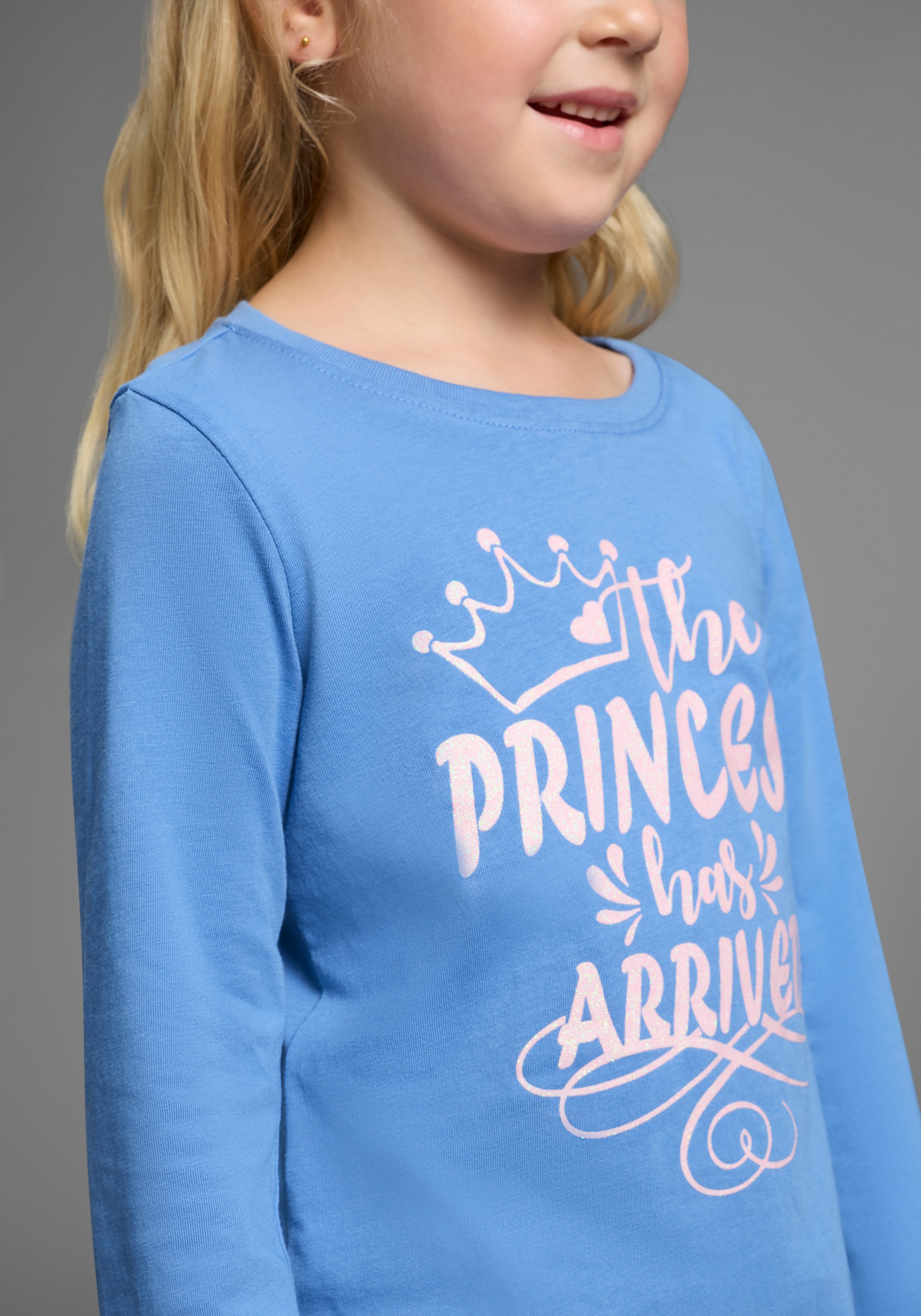 KIDSWORLD Langarmshirt »mit Glitzerprint: PRINCESS HAS ARRIVED«, Sprücheshirt, Glitzershirt für kleine Prinzessinnen