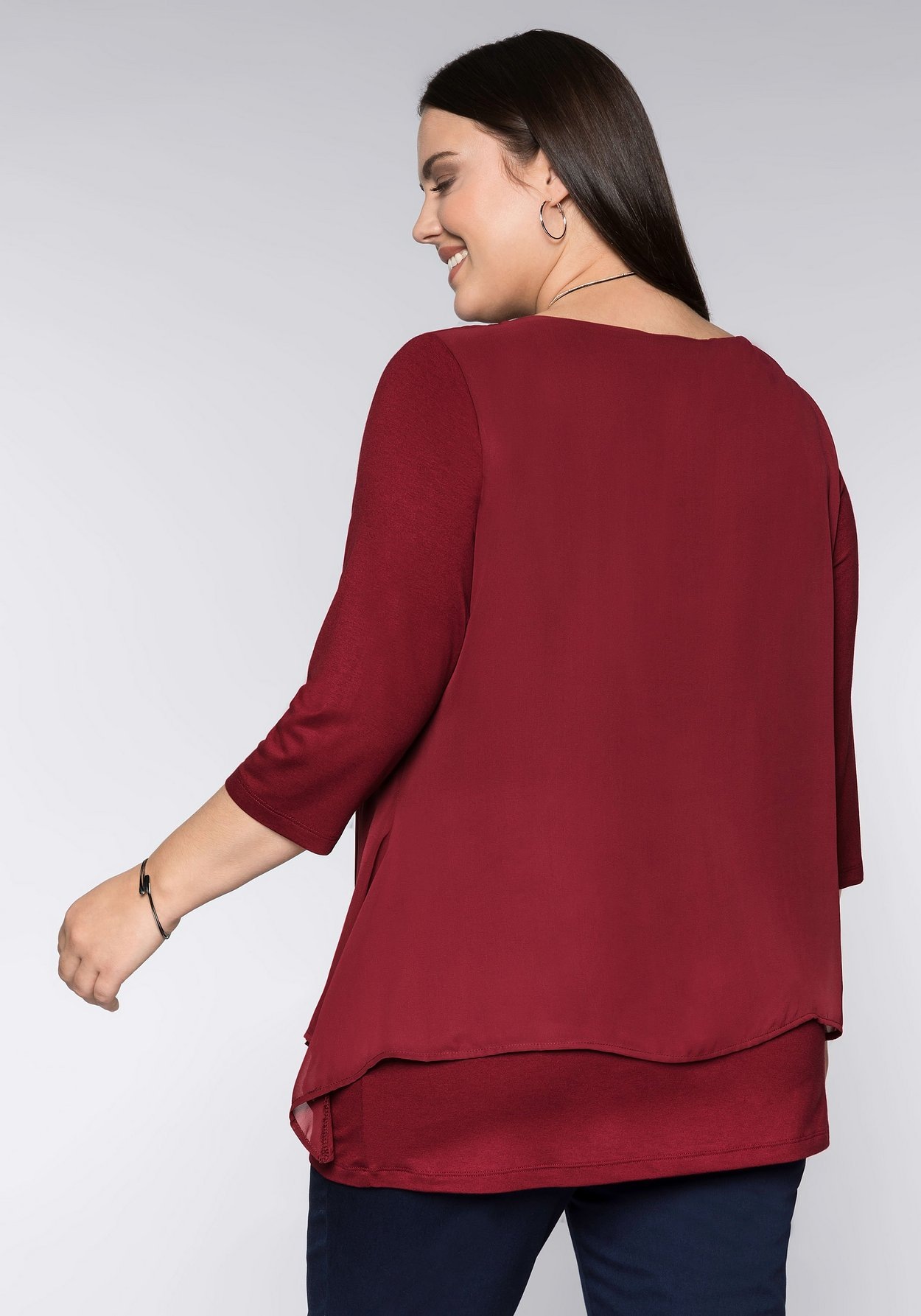 Sheego Blusenshirt »Blusenshirt in leichter A-Linie mit Zipfelsaum«, in leichter A-Linie mit Zipfelsaum