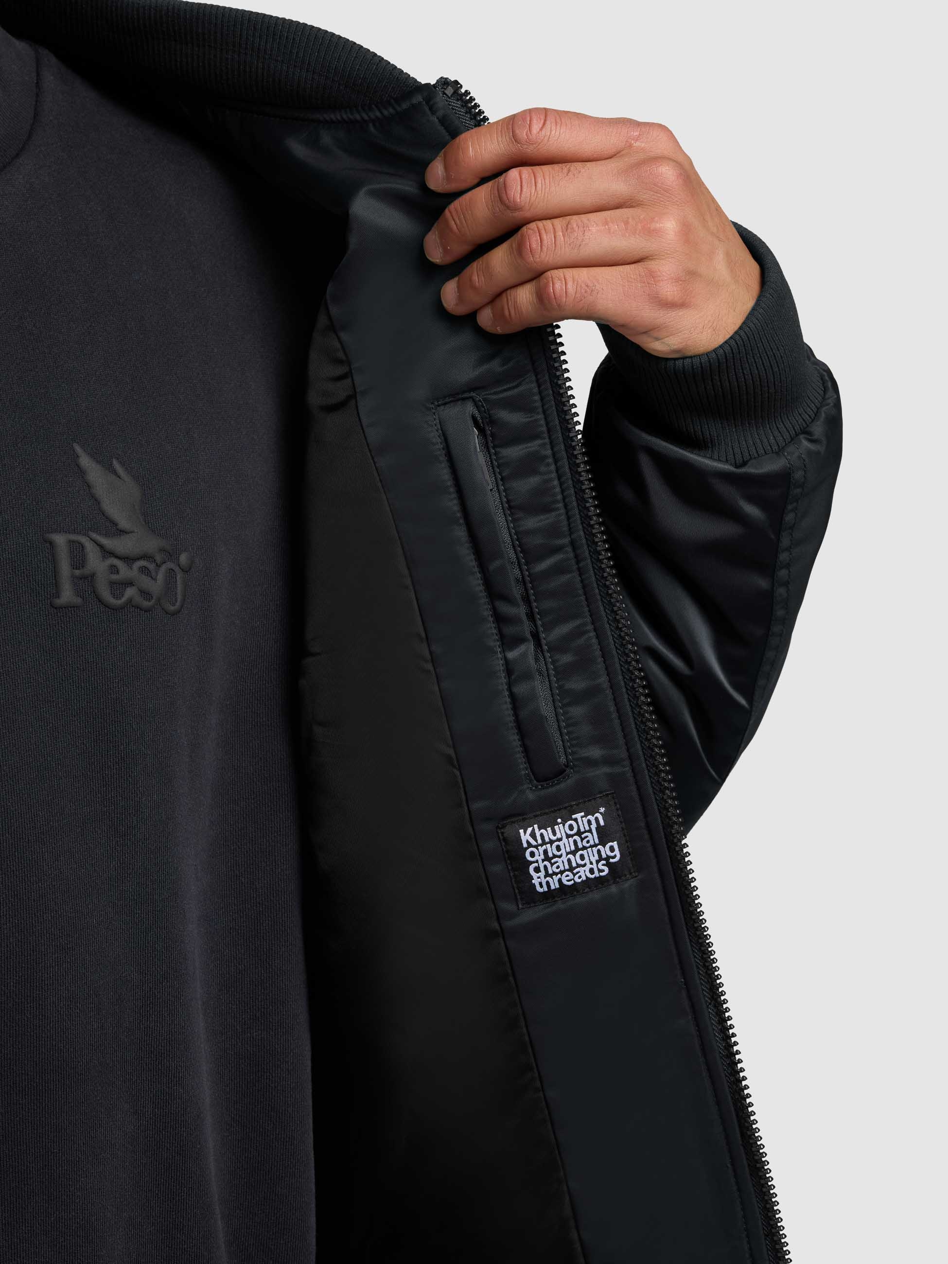 khujo Bomberjacke »ADON« leicht glänzendes Material