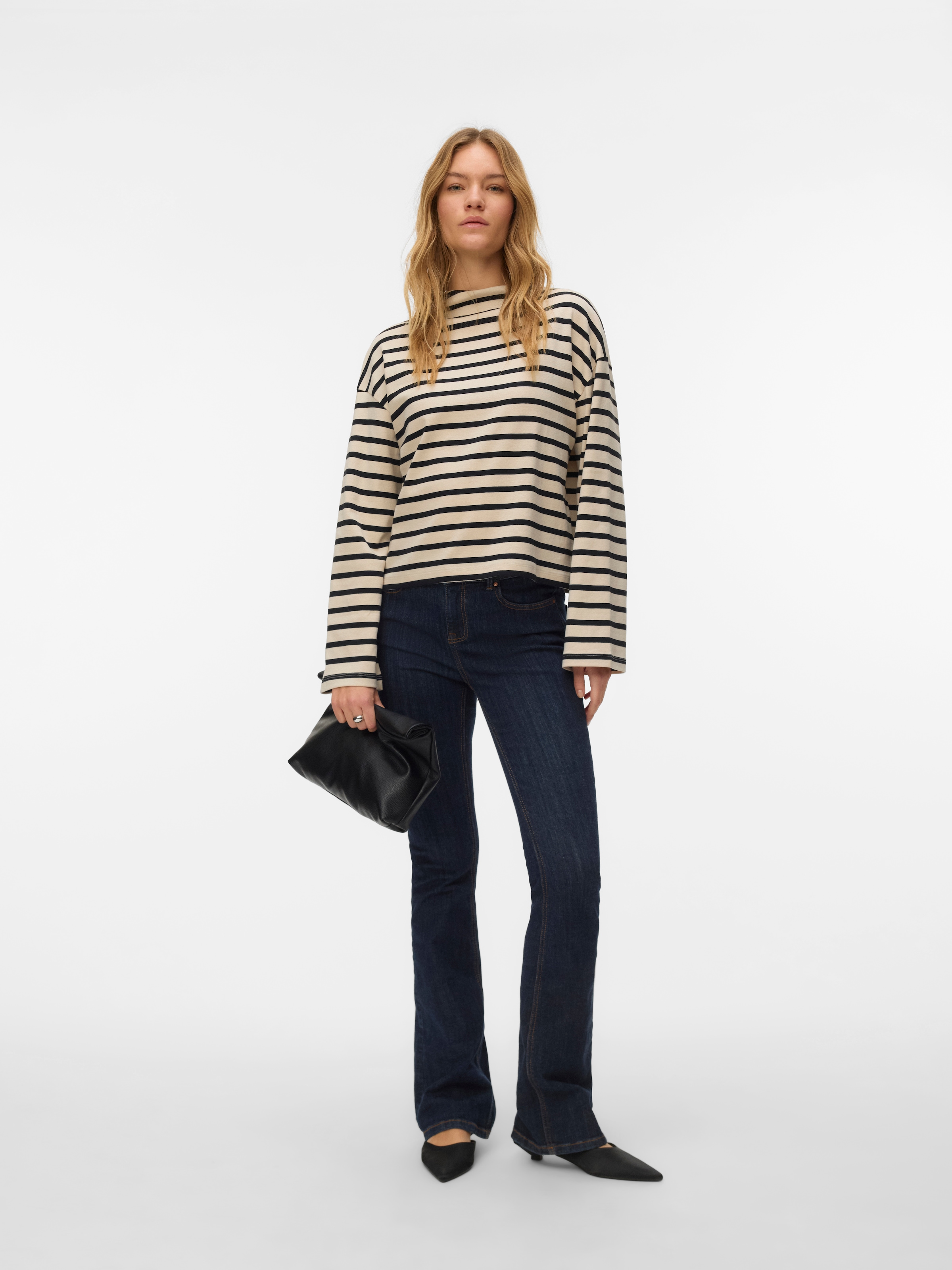 Vero Moda Langarmshirt »VMURENA LS OVERSIZED FUNNEL NECK TOP JRS« mit Trompetenärmeln