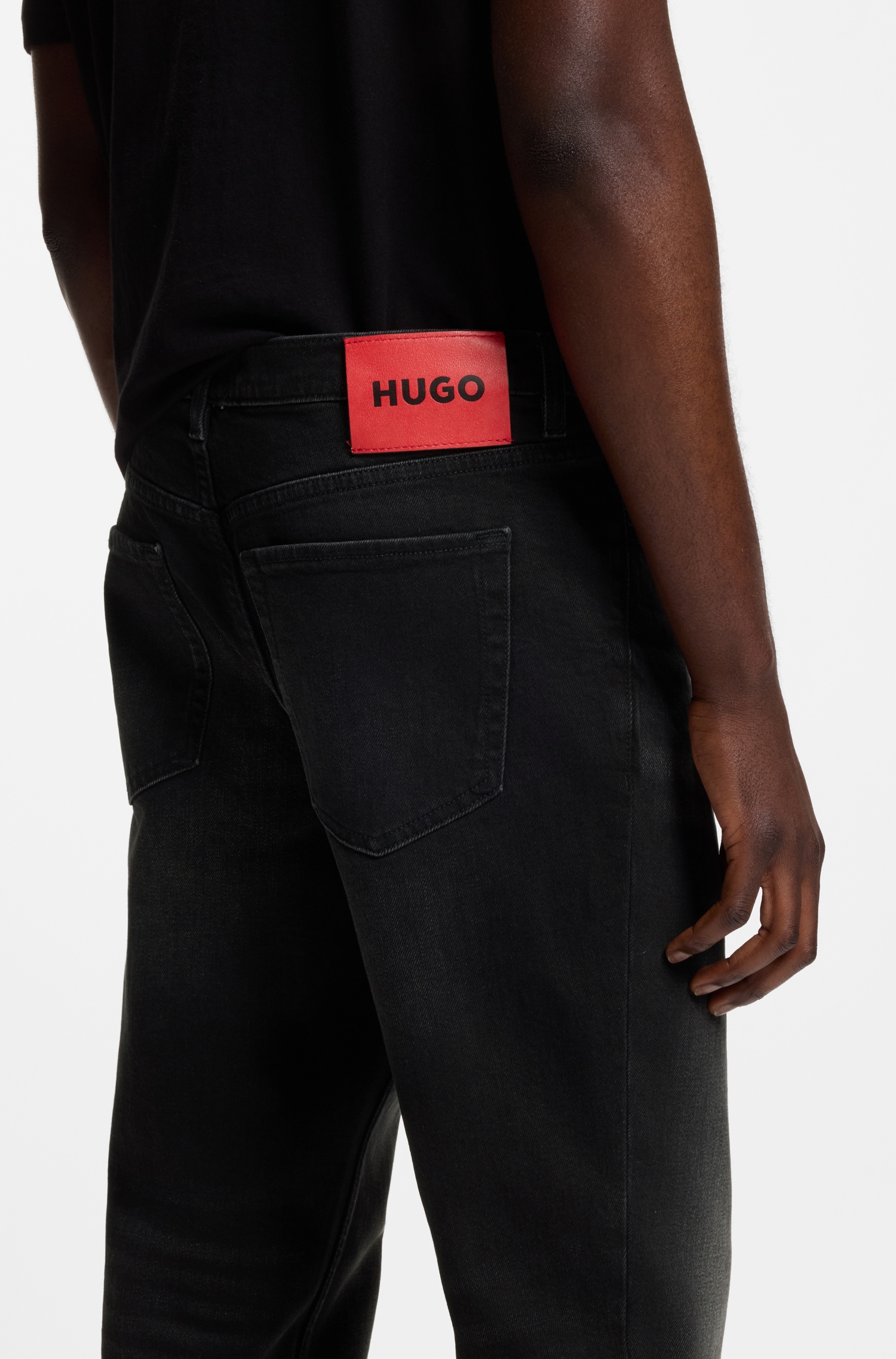 HUGO Tapered-fit-Jeans »HUGO 634« aus Stretch-Denim, mit Knopfleiste
