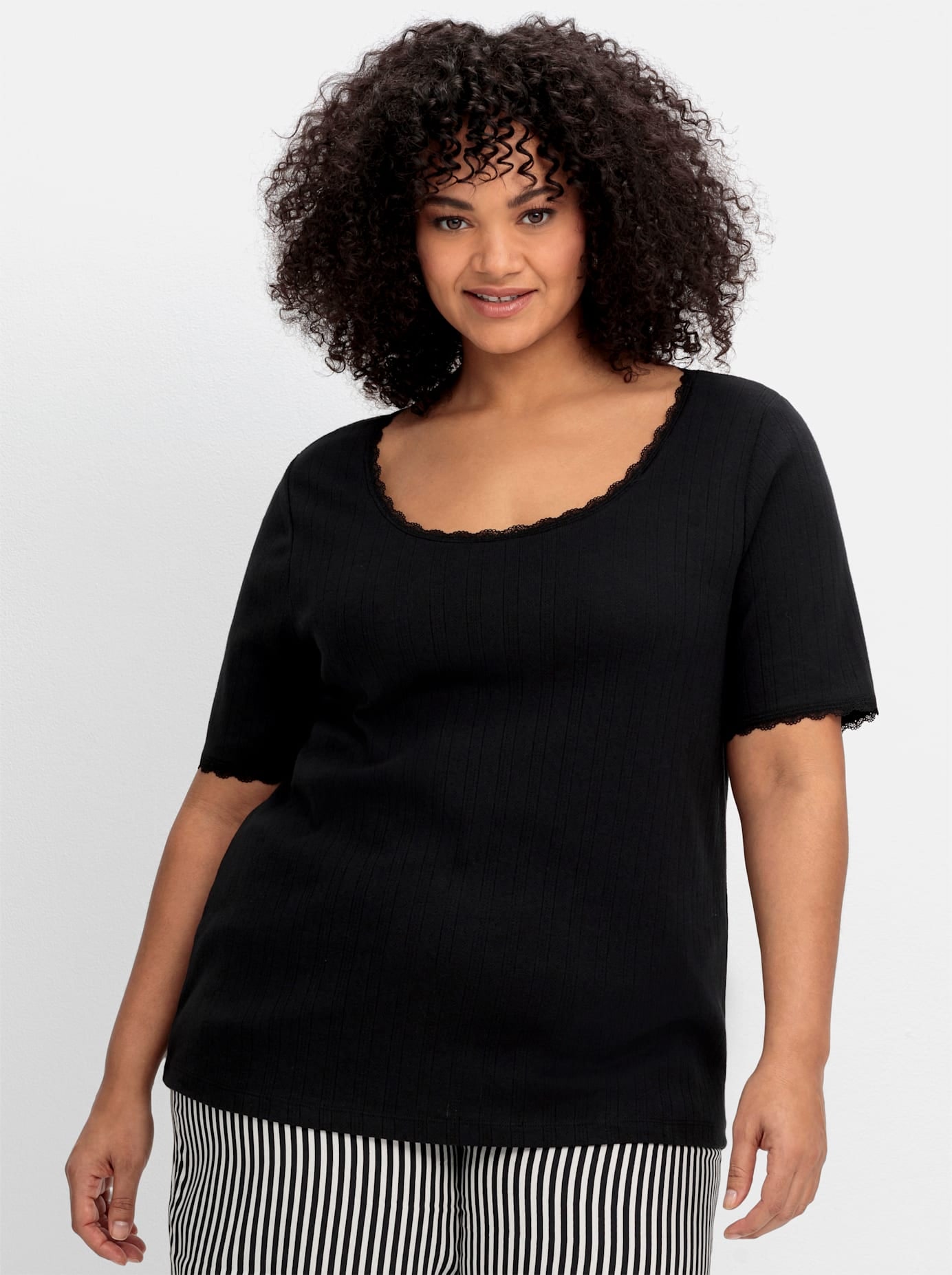 Sheego Kurzarmshirt »T-Shirt«, (1 tlg.)