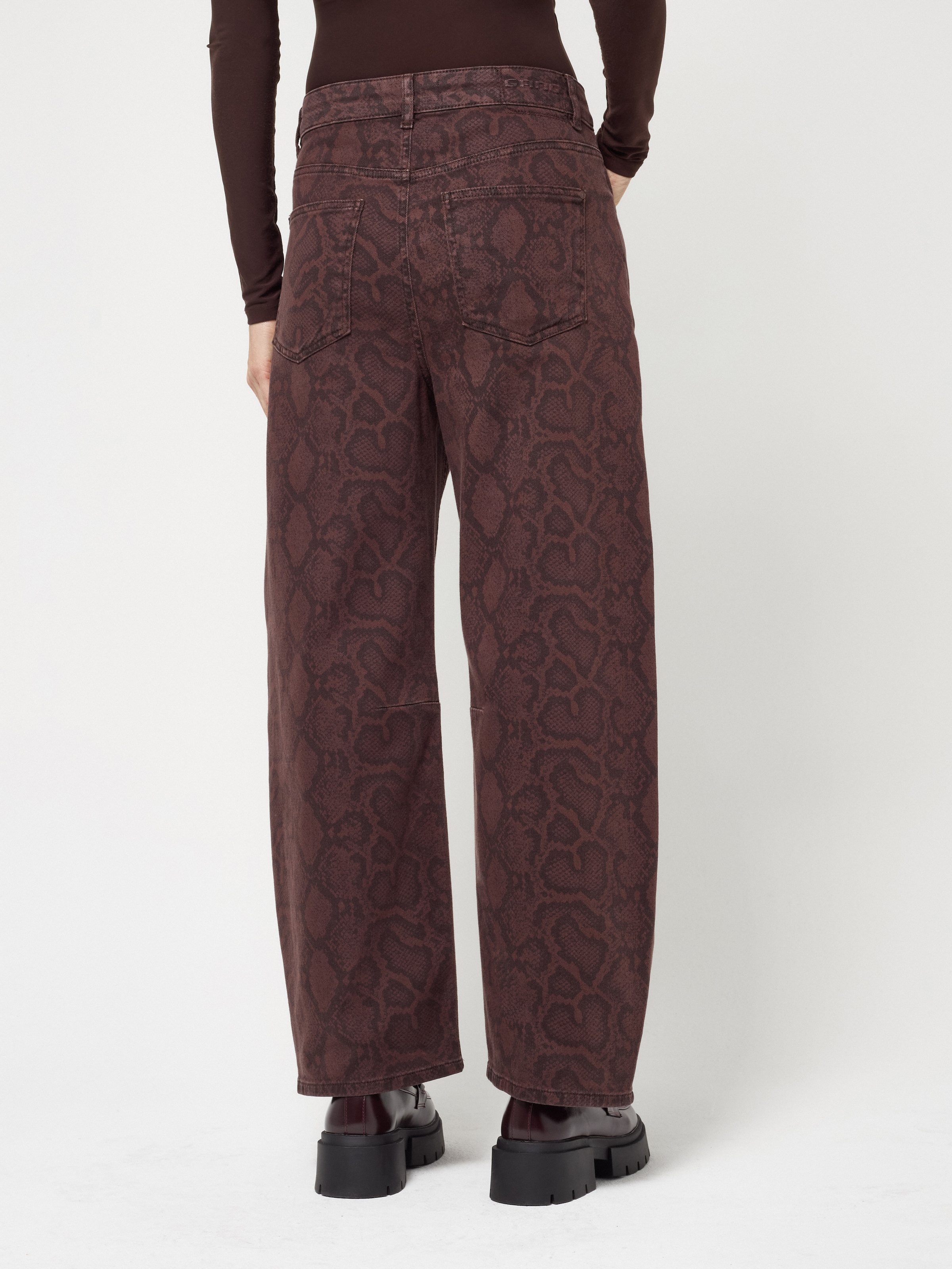 GANG Loose-fit-Jeans »94SARINA« im Barrel Fit mit Knie-Abnähern, Snake Print