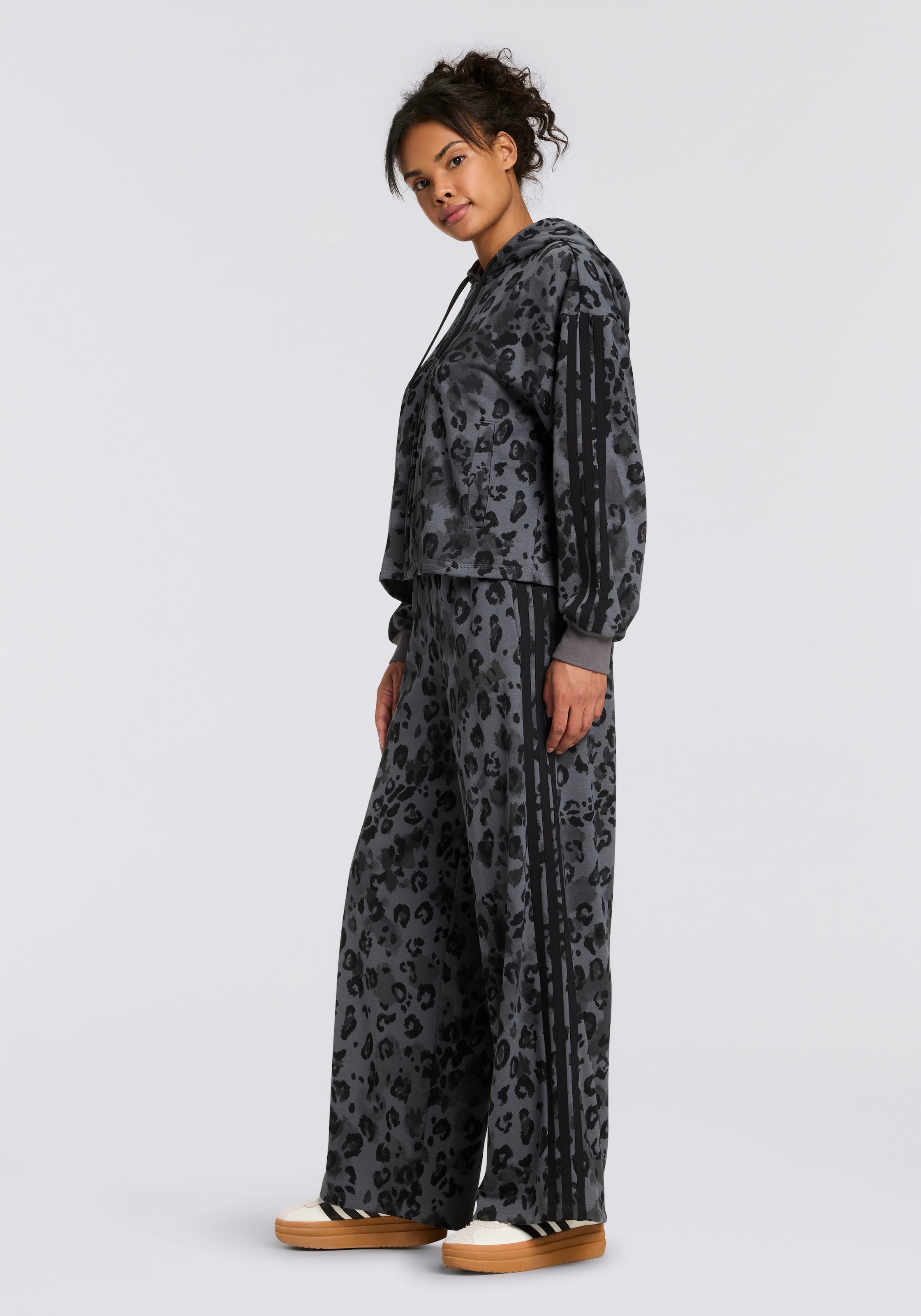 adidas Sportswear Kapuzensweatshirt »W AOP FT FZ«