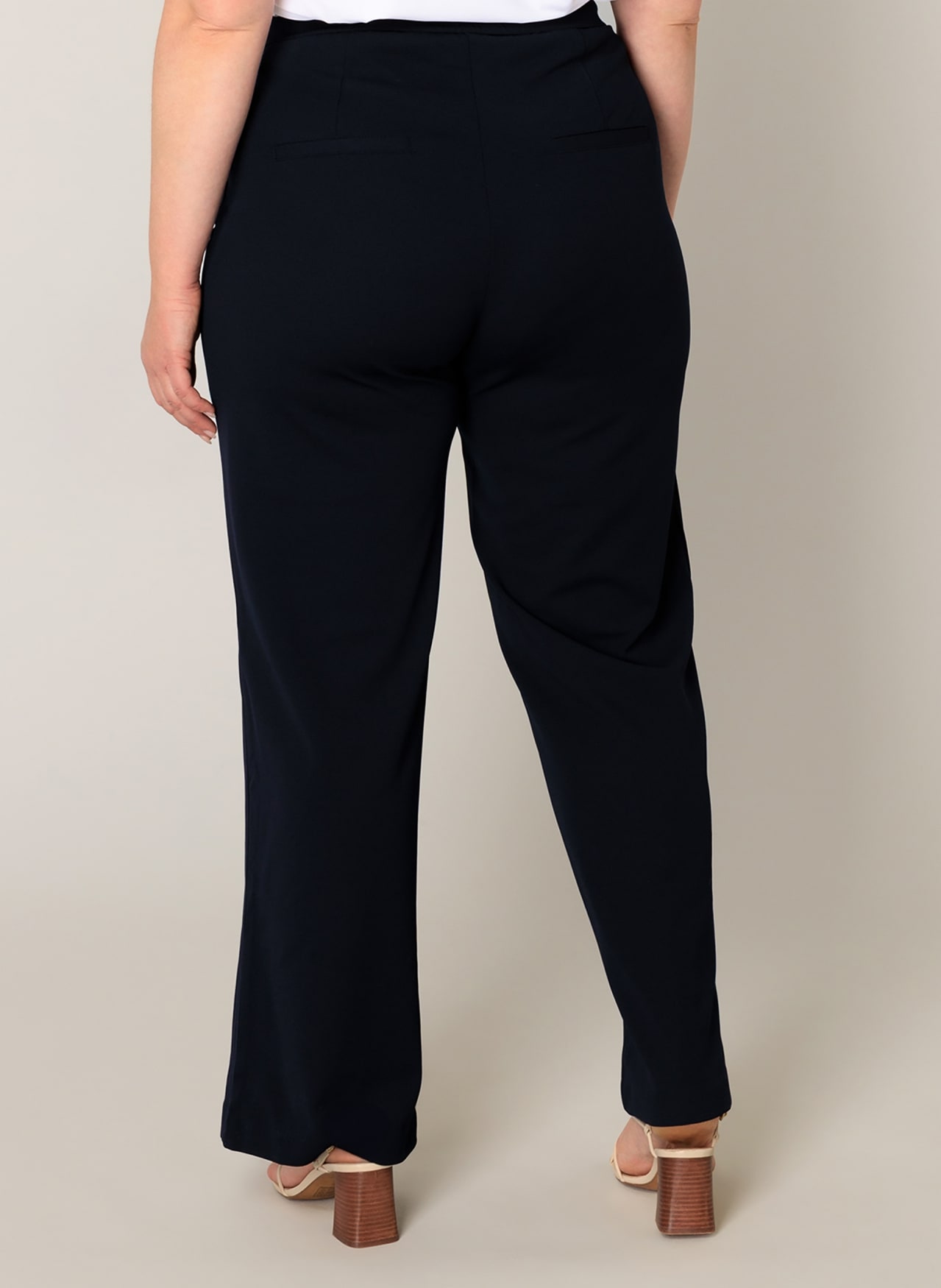 Base Level Curvy Treggings »Arah«, mit elastischem Bund