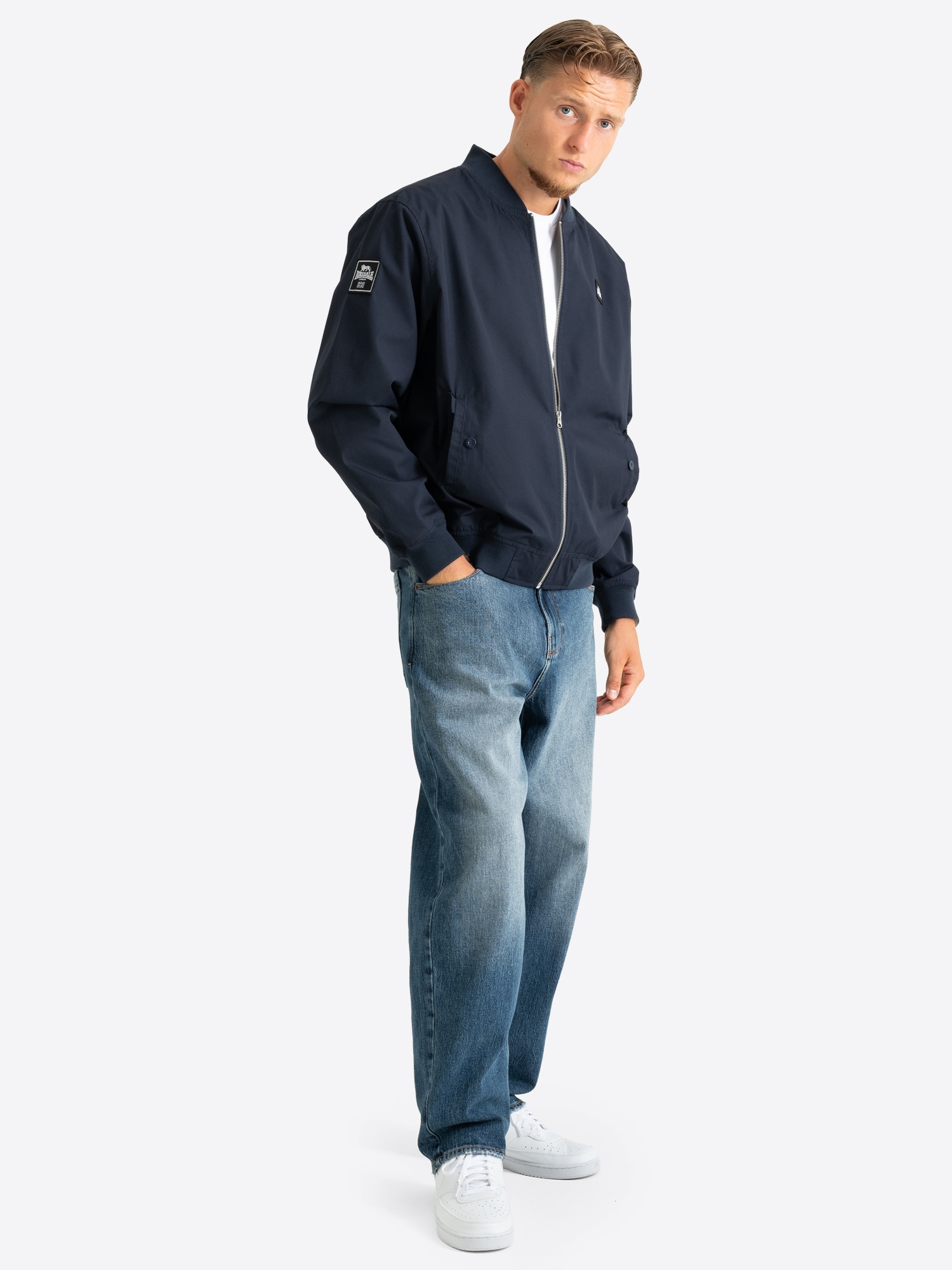 Lonsdale Collegejacke »LEYTONSTONE« mit Reißverschluss, aus Baumwolle und Polyester, normale Passform
